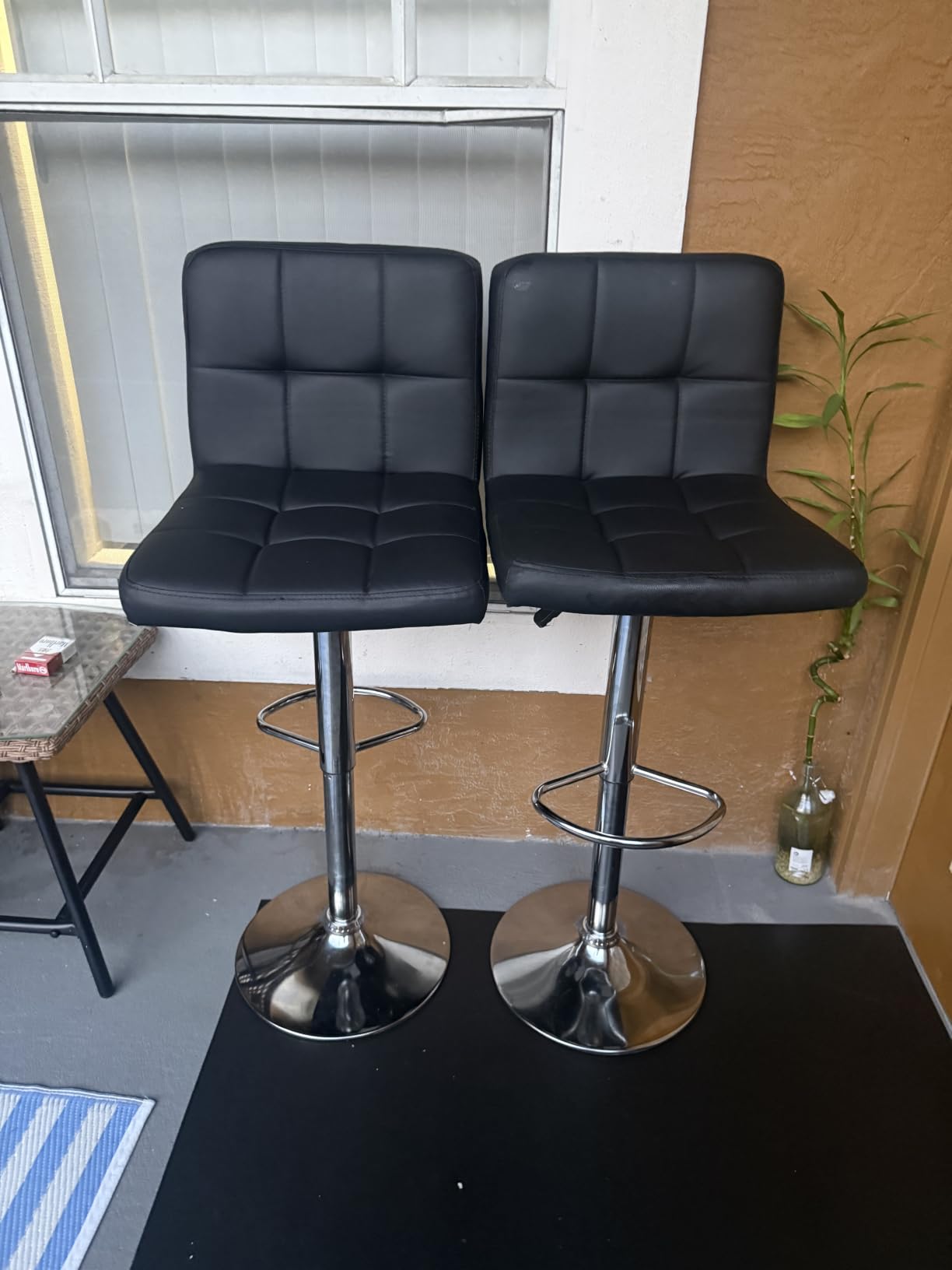 BestOffice | Bar Stools with Backrest | Black, Set of 2 | PU Leather customer photo 2