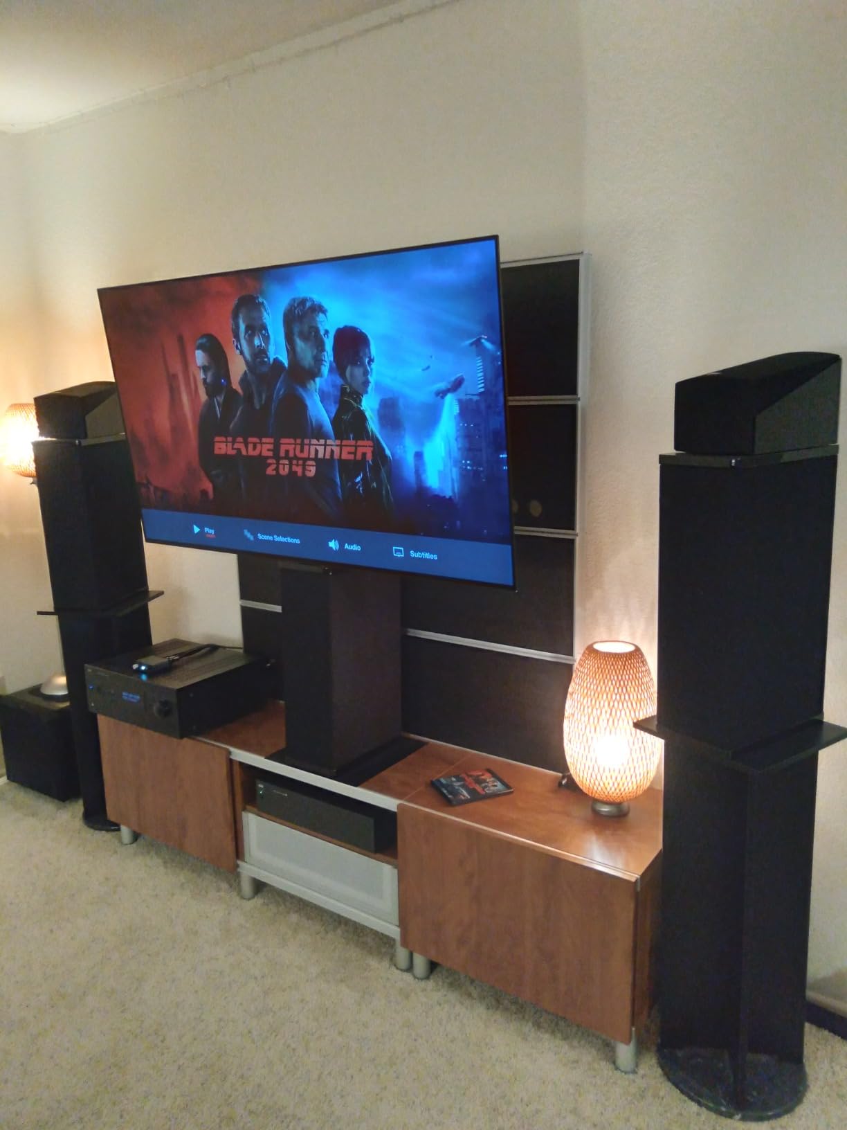 Sony UBP-X700 4K Ultra HD Home Theater Streaming Blu-Ray Player customer photo 2