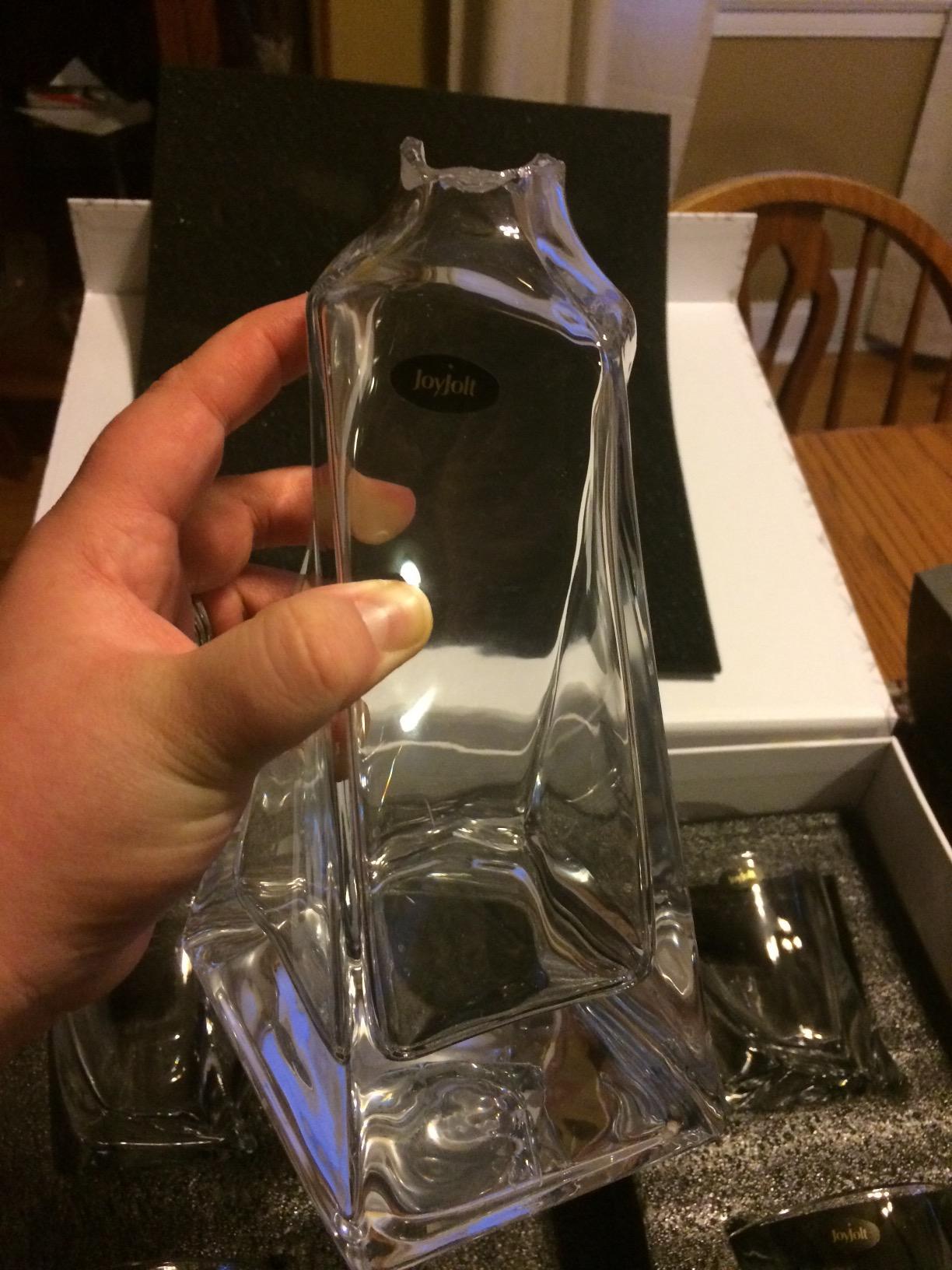 JoyJolt Atlas 5-Piece Luxury Crystal Whiskey Decanter Set, 22 oz Decanter & 4 x 10.8 oz Old Fashioned Whiskey Glasses customer photo 1
