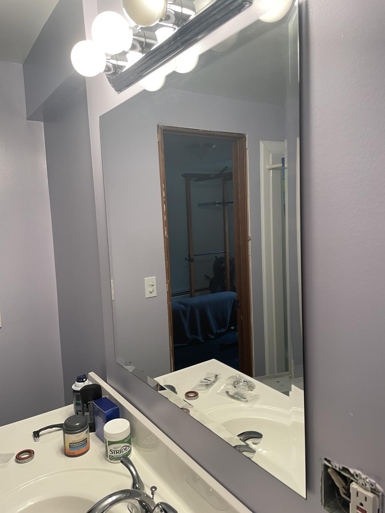 Better Bevel Frameless Round Circle Mirror | 24