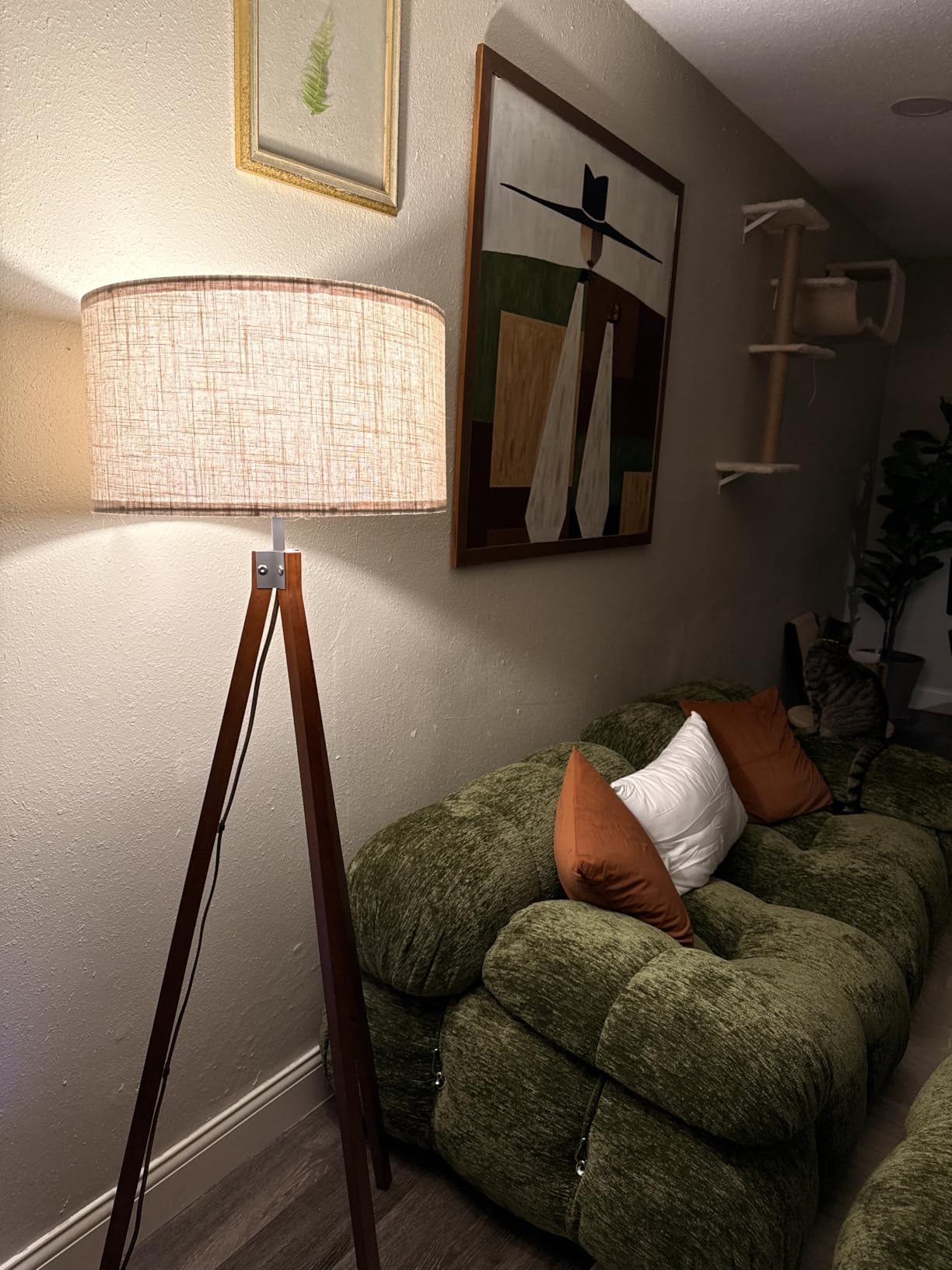 LEPOWER Tripod Floor Lamp Mid Century Modern Standing Lamps for Living Room | Light-Diffusing Linen Shade, Premium Rubberwood Tripod with E26 Base, Adding Warmth to Bedroom, Office & Study Corner Brown customer photo 2
