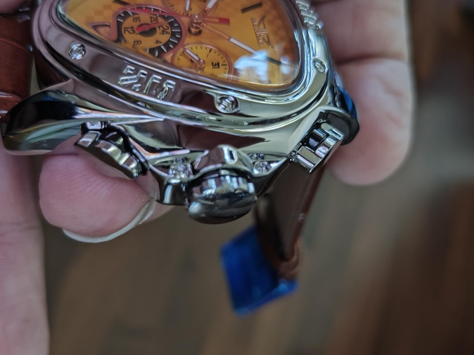 Winner Fashion Mechanical Wrist Watch Triangle Racing Dial, Waterproof Golden Skeleton Dial Automatic Movement Leather Design Mechanical Watch for Men customer photo 2