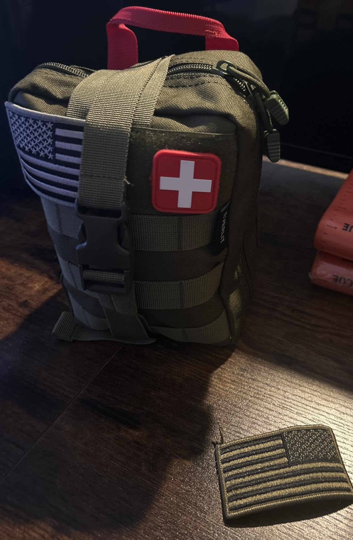 EVERLIT 250 Pcs Survival First Aid Kit customer photo 2