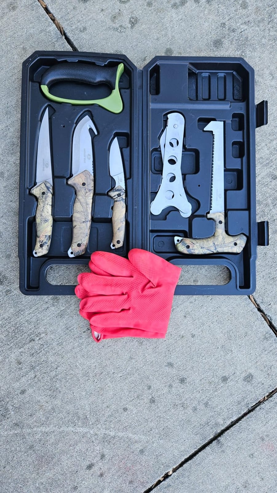 Mossy Oak Field Dressing Kit Hunting Deer Knife Set (8-Piece) customer photo 1