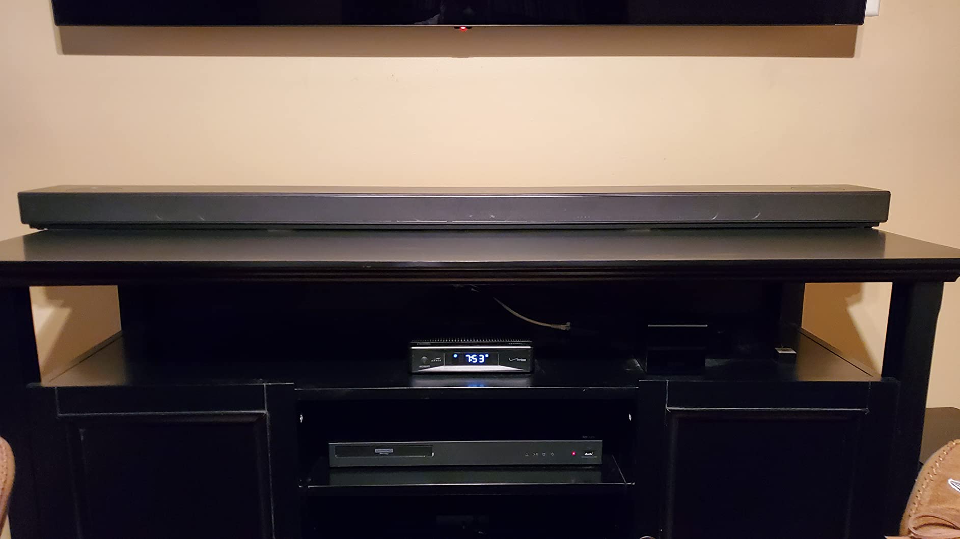 LG UBK90 4K Ultra-HD Blu-ray Player with Dolby Vision (2018) customer photo 2