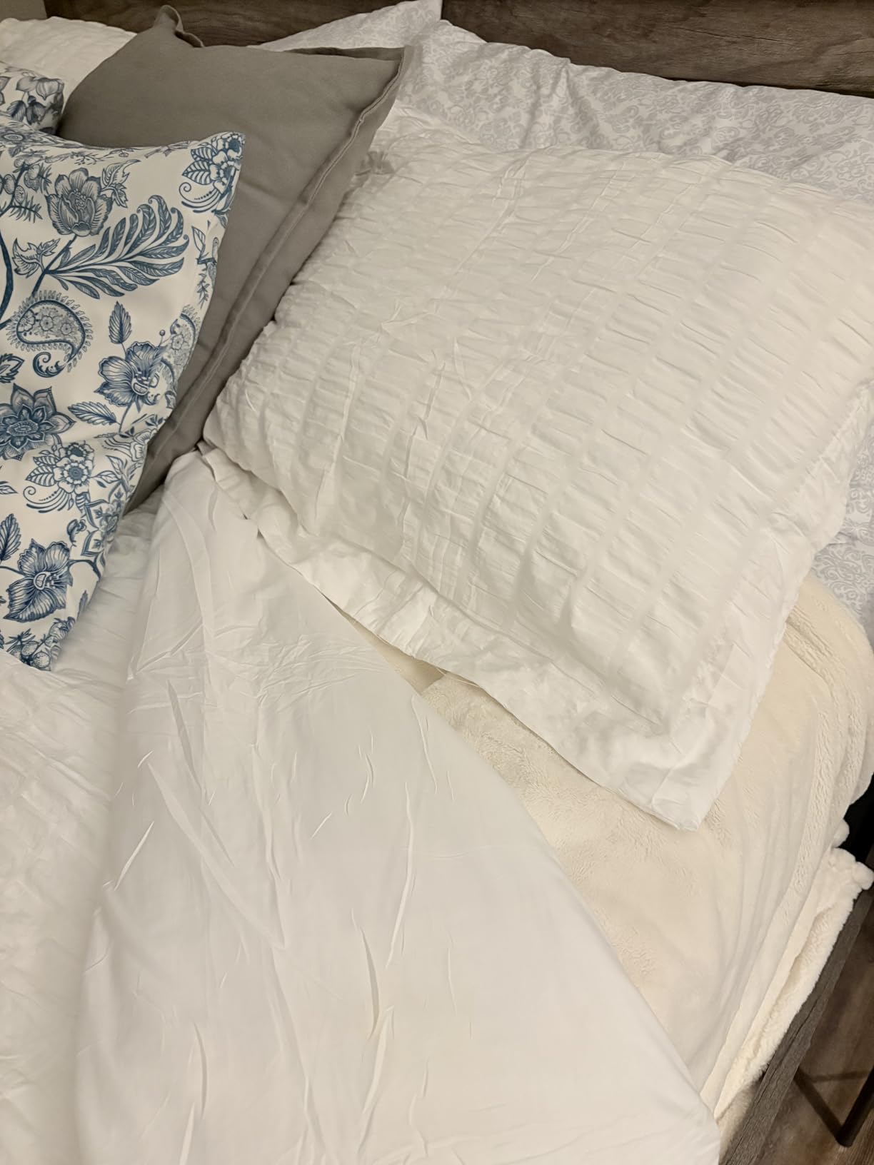 COHOME All-Season King Size Cooling Comforter Duvet Insert - White | Quilted Down Alternative Comforter, Luxury Hotel Breathable Soft Comforter, Anti-Clump Tech & 8 Tabs, Reversible,90