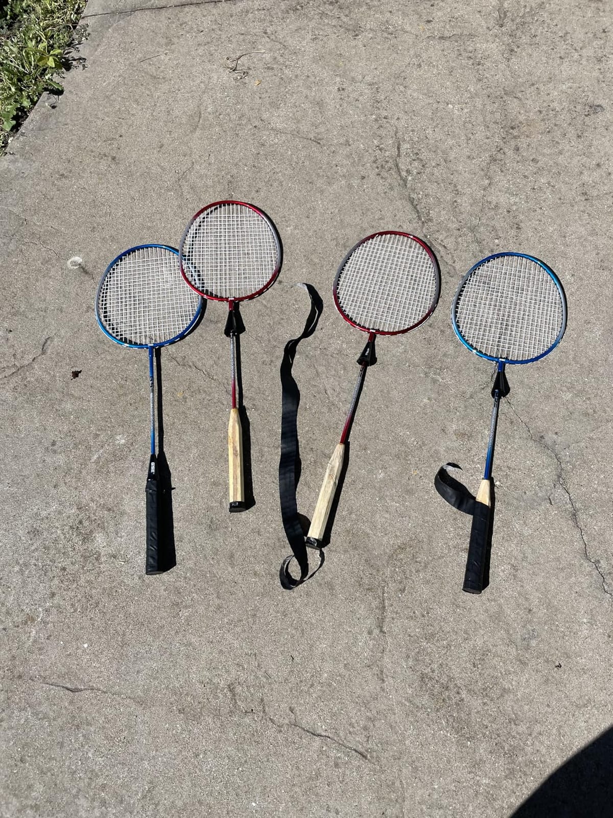 GSE Badminton Complete Set with Net, 4 Rackets 3 Shuttlecocks & Carry Bag customer photo 2