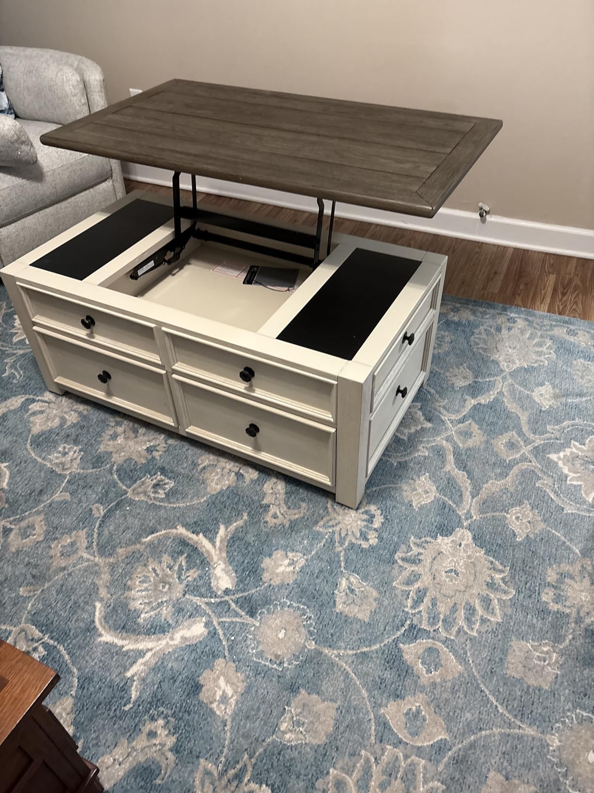 Signature Design by Ashley Bolanburg Farmhouse Lift Top Coffee Table customer photo 2