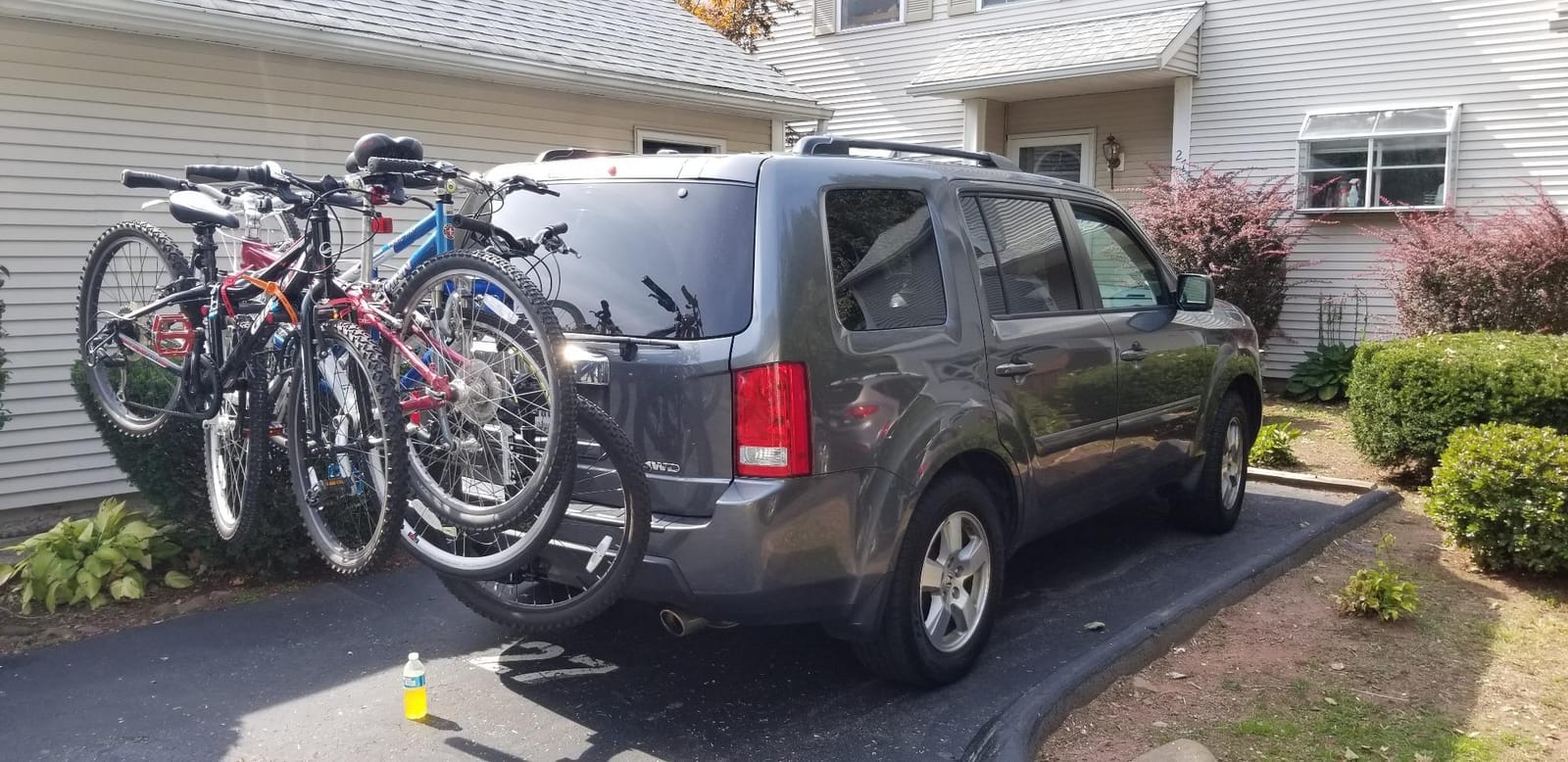 IKURAM R 4 Bike Rack Bicycle Carrier Racks Hitch Mount Double Foldable Rack for Cars, Trucks, SUV's and minivans with a 2