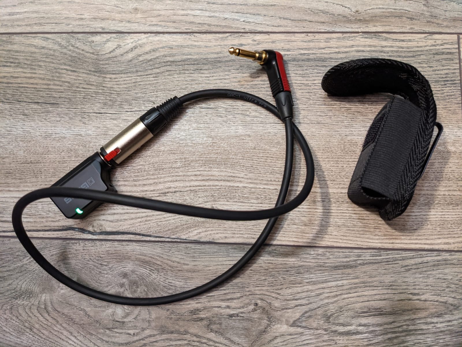 BOSS WL-50 | Pedal-Sized Wireless Instrument System | Plug-And-Play Wireless System for Any Pedalboard Setup | Lightning-Fast BOSS Technology | Dual Cable Tone Options | Up To 65ft Range customer photo 1