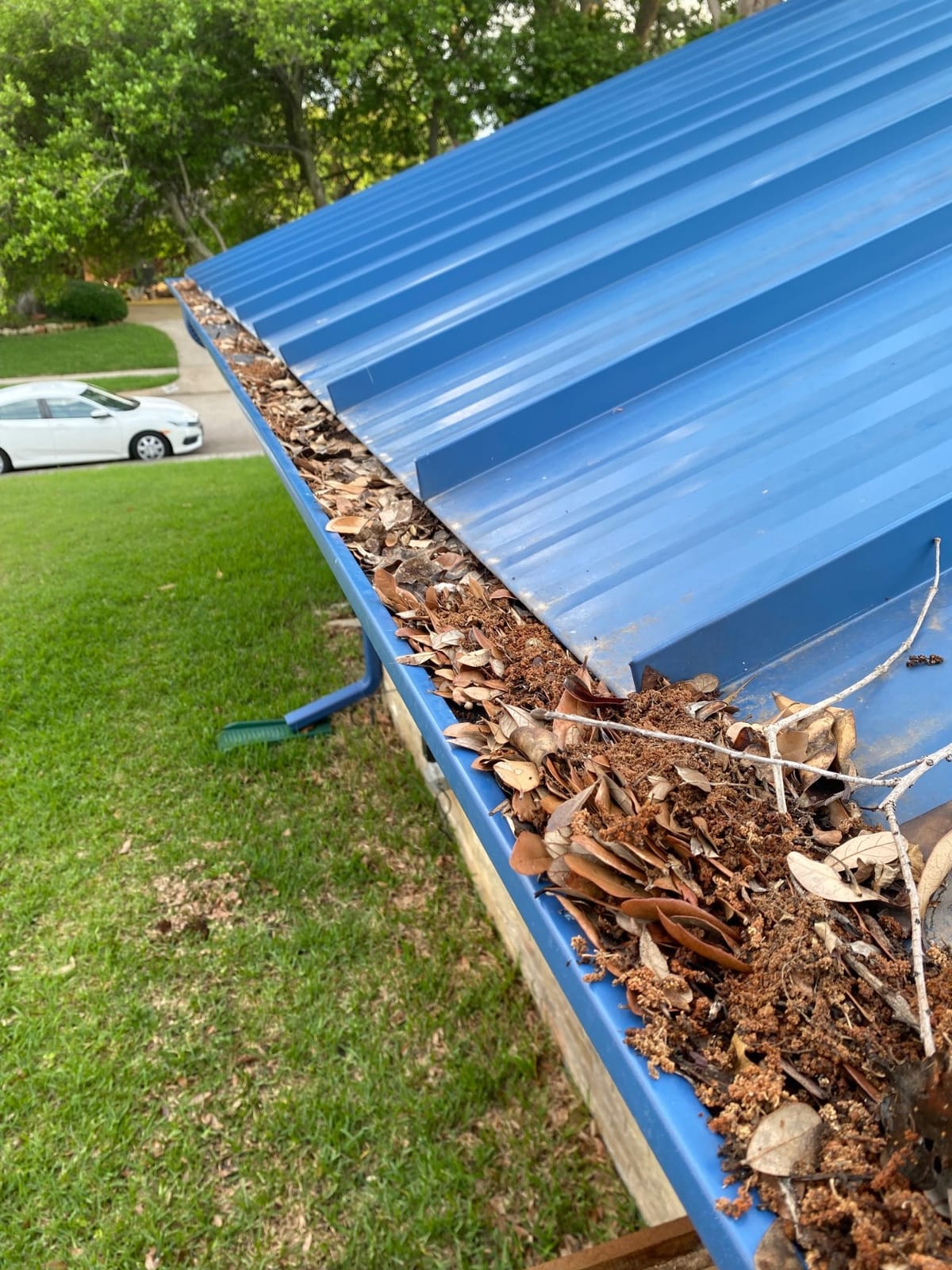 Original Gutter Guard - 6-Inch K Style Foam Gutter Filter Insert with Year Round Leaf Protection & Easy DIY Installation - GSK632-2 customer photo 1
