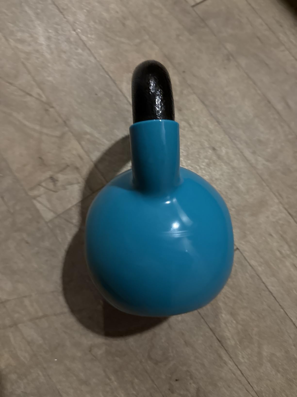 Amazon Basics Vinyl Kettlebell customer photo 1