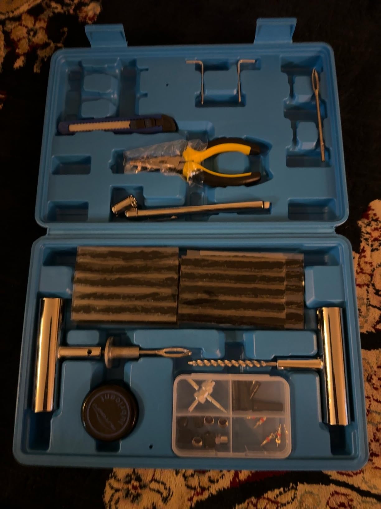 AUTOWN Flat Tire Repair Kit 68pcs, Heavy Duty Tire Plug Kit to Fix Puncture customer photo 1