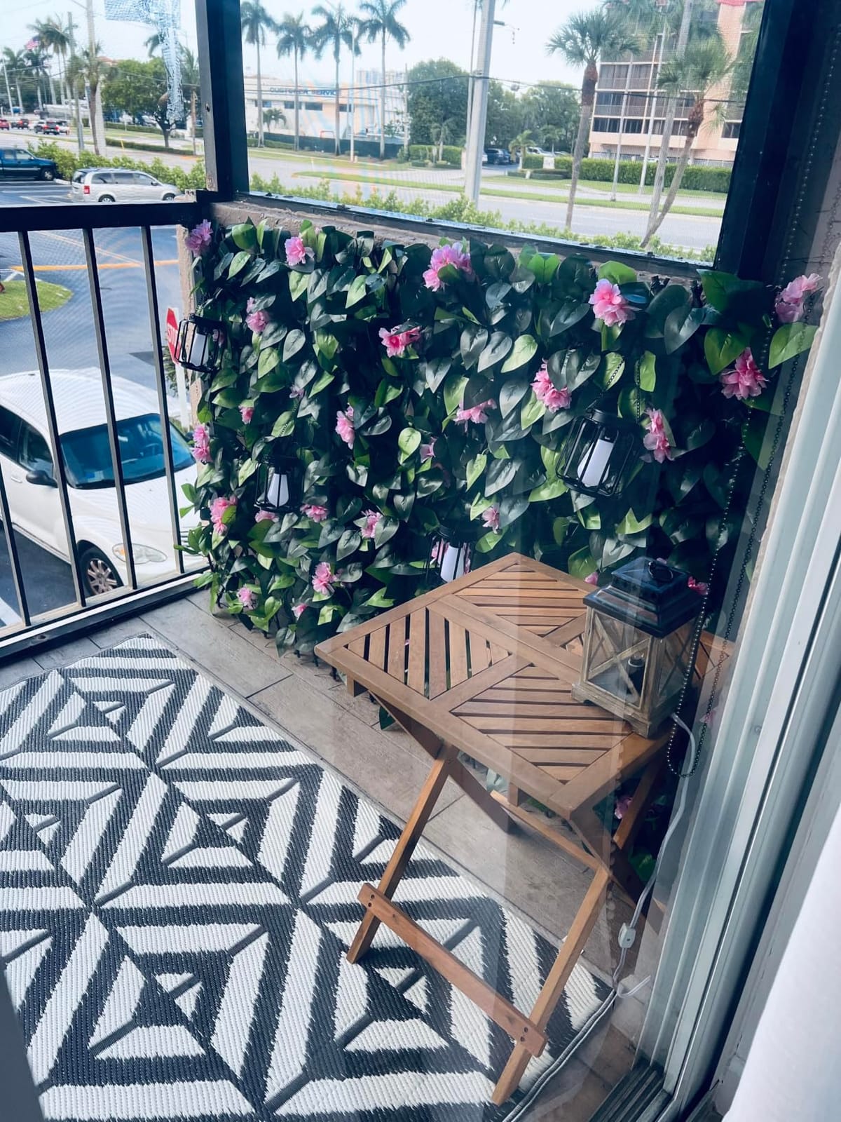 Expandable Fence Privacy Screen for Balcony Patio Outdoor,Decorative Faux Ivy Fencing Panel,Artificial Hedges (Single Sided Leaves)…… customer photo 1