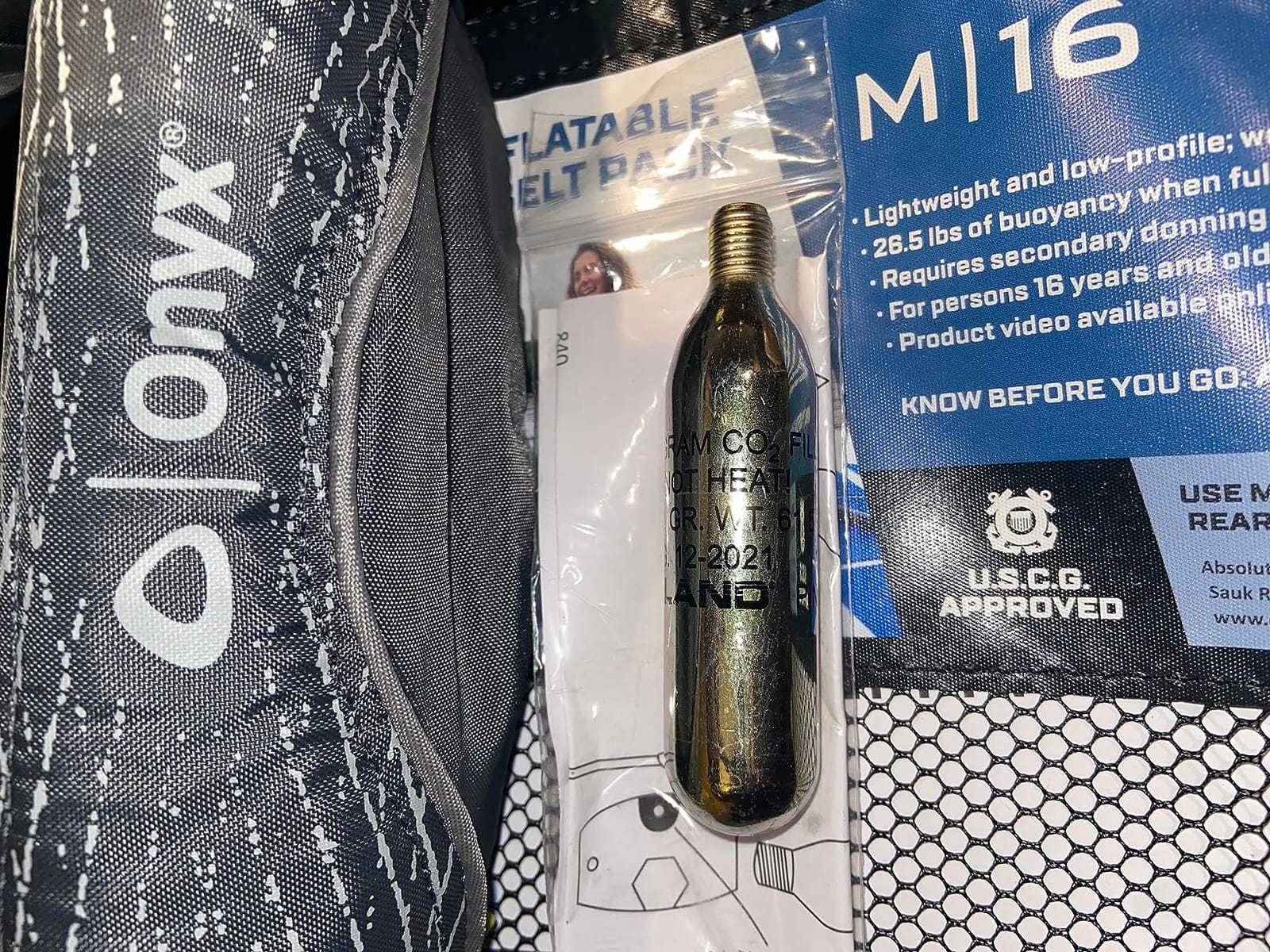 Onyx M-16 Manual Inflatable Belt Pack, U.S. Coast Guard Approved, Low Profile, Compact Design, Approved for Users 16 Years and Older; and Over 80 pounds customer photo 2