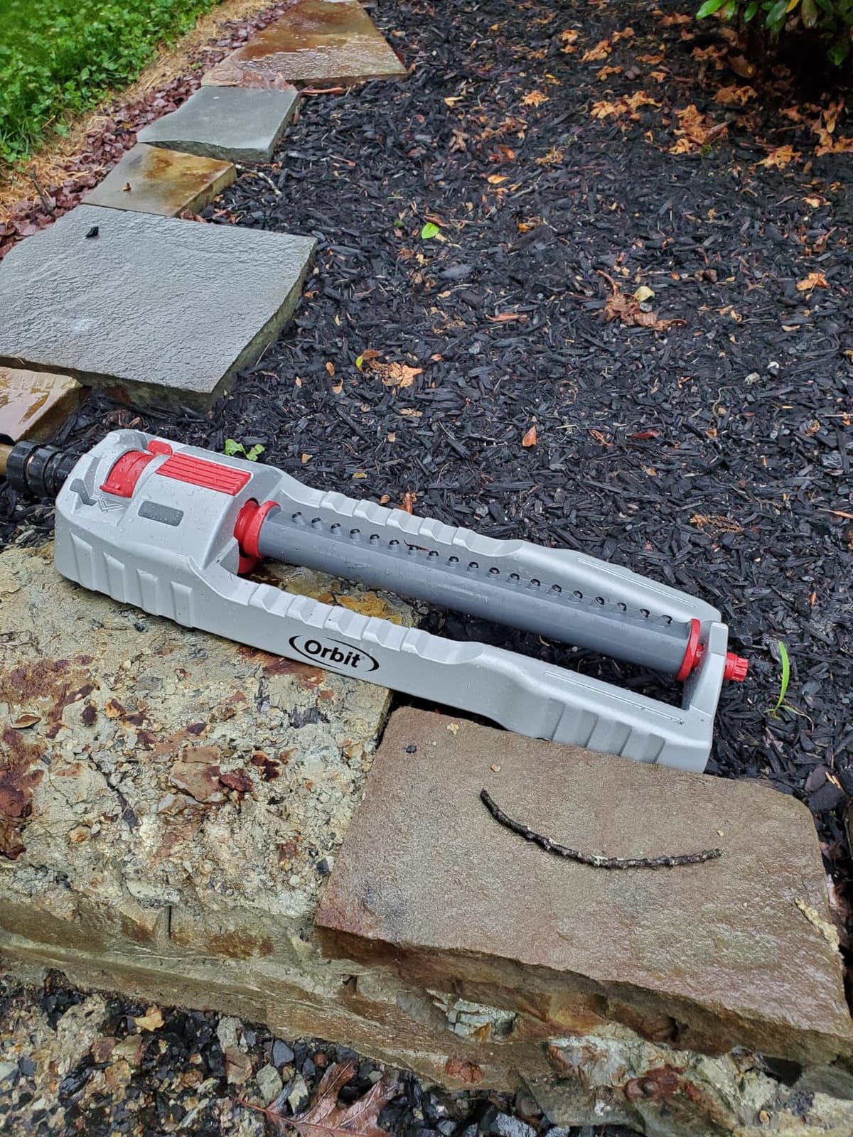 Orbit 56281 Oscillating Water Sprinkler for Lawn and Garden with Metal Base and Custom Pattern Dial (Waters up to 4,000 Square Feet) customer photo 1