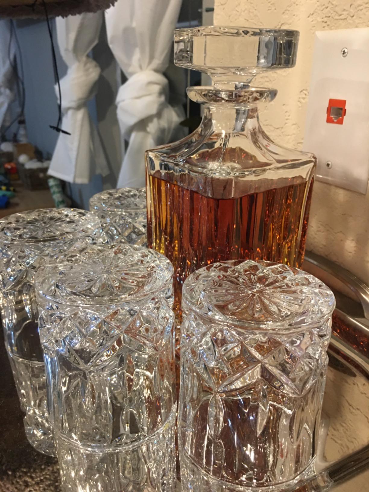 KANARS Whiskey Decanter And Glasses Set in Unique Gift Box - Original Crystal Liquor Decanter Set For Bourbon, Scotch, Vodka, Rum or Whisky, 5-Piece, Gifts for Men Dad customer photo 2