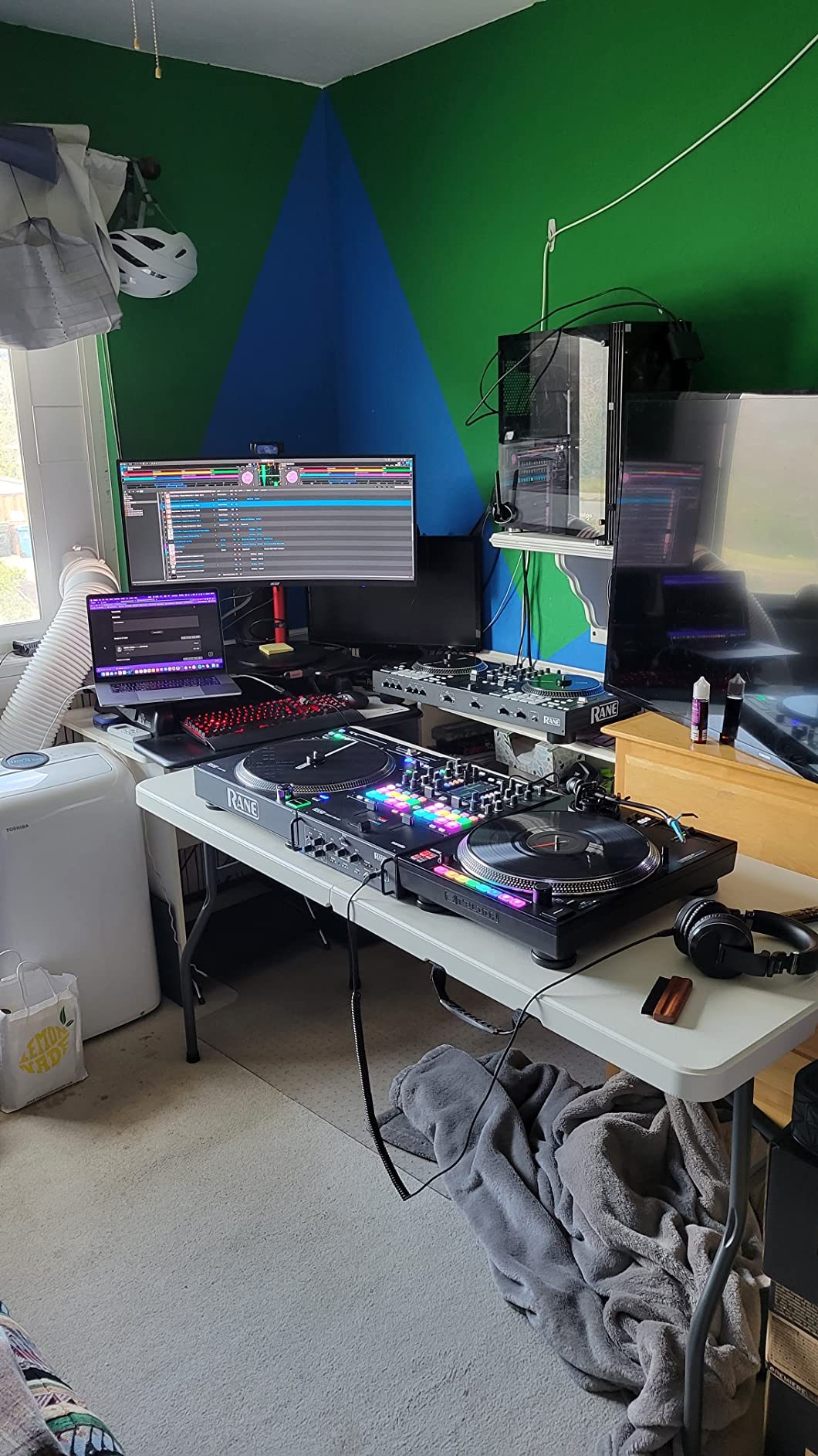 Reloop Upper Torque Hybrid Turntable Instrument RP-8000-MK2 customer photo 1