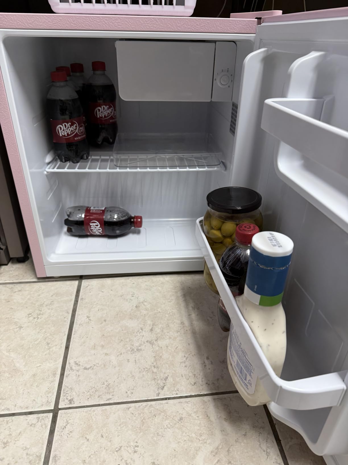 Frigidaire EFR176 1.6 cu. ft. Retro Bar Fridge with Side Bottle Opener (Moonbeam) customer photo 1