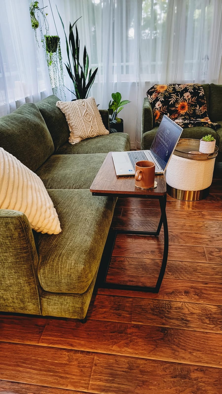 SRIWATANA Walnut C Shaped Side Table, Vintage End Table for Sofa Couch Bed | Space-Saving C-Table Slides Under Sofa; Sturdy Wood & Metal Frame with Adjustable Feet for Laptop, Coffee, and Snack Use customer photo 2