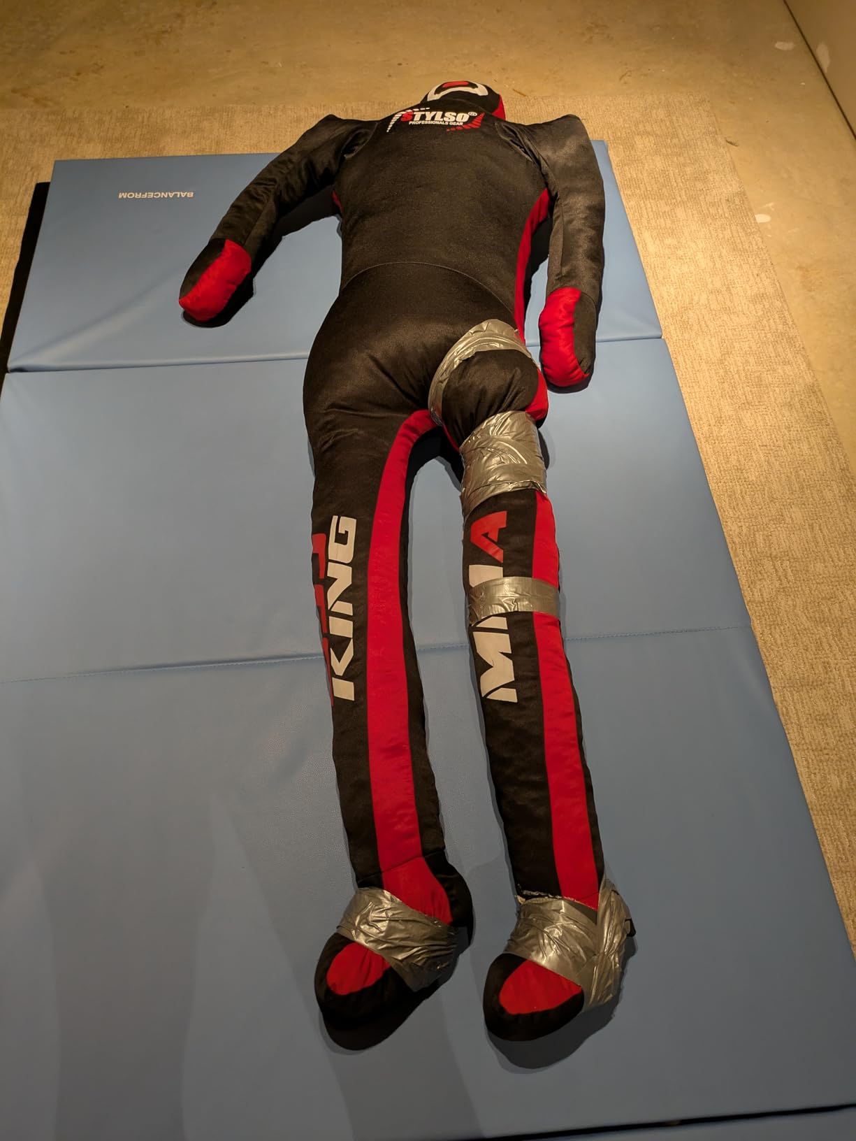 Unfilled Grappling Dummy – Adult Life Size Wrestling & BJJ Training Dummy, MMA Jiu Jitsu Judo Takedown & Throwing Practice, Heavy-Duty Triple-Stitched Canvas Submission Dummy customer photo 1
