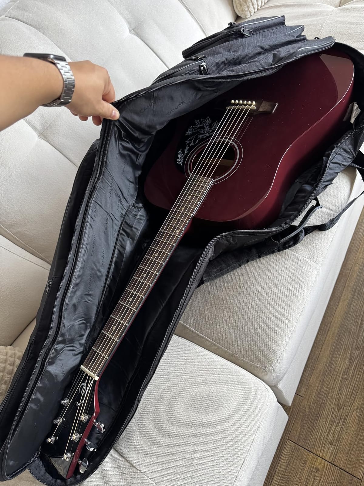 CAHAYA Acoustic Guitar Bag Thick Padding Waterproof Dual Adjustable Shoulder Strap Guitar Case Gig Bag 40 41 inch with Back Hanger Loop customer photo 2