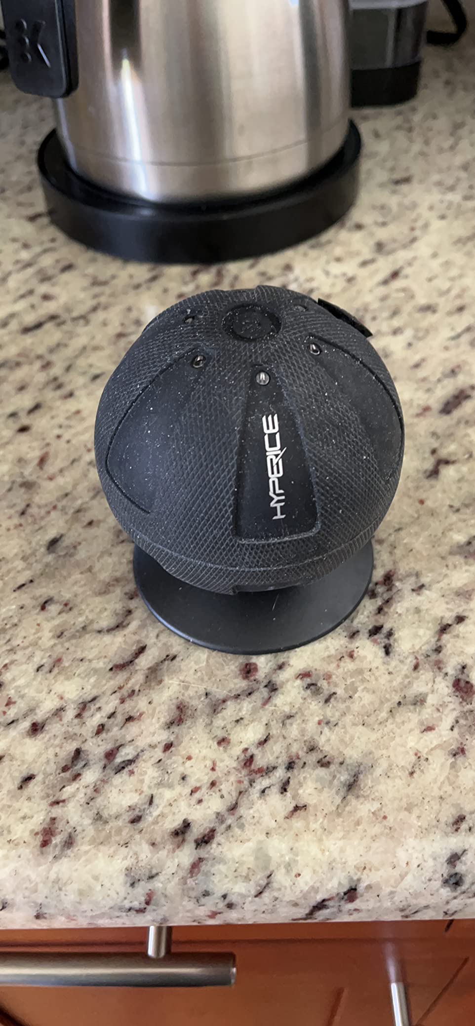 Hyperice Hypersphere Go Vibrating Ball Deep Tissue Massage Muscle Recovery customer photo 2