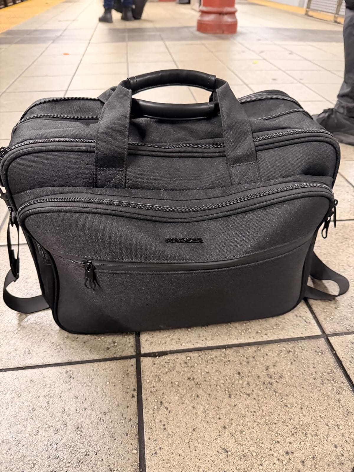 KROSER Laptop Bag Expandable Briefcase Computer Bag 17.3 Inch Black customer photo 1