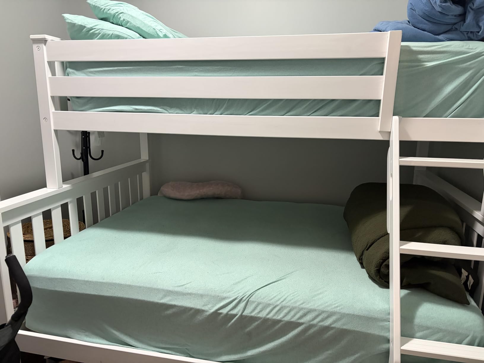 Max & Lily Classic Twin Over Full Bunk Bed, Blue customer photo 2
