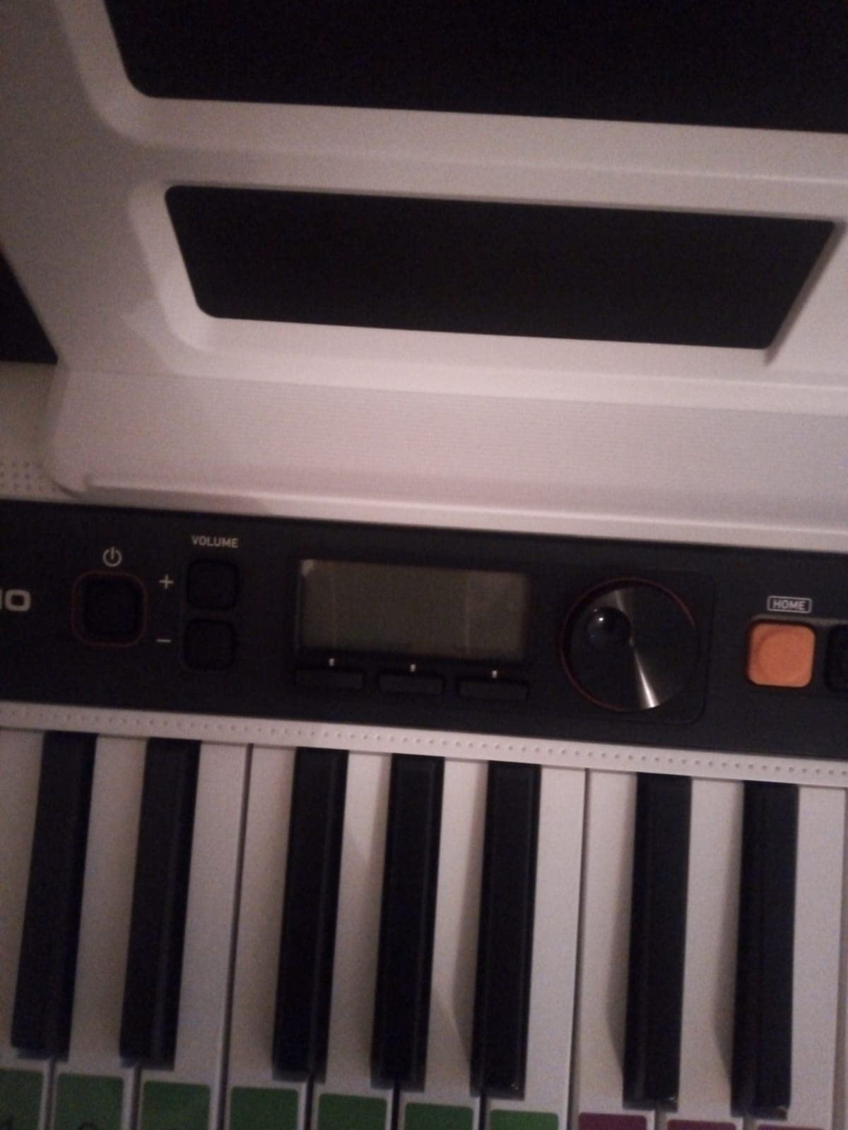 Casio Casiotone CT-S200 61-Key Portable Keyboard for Beginners customer photo 1