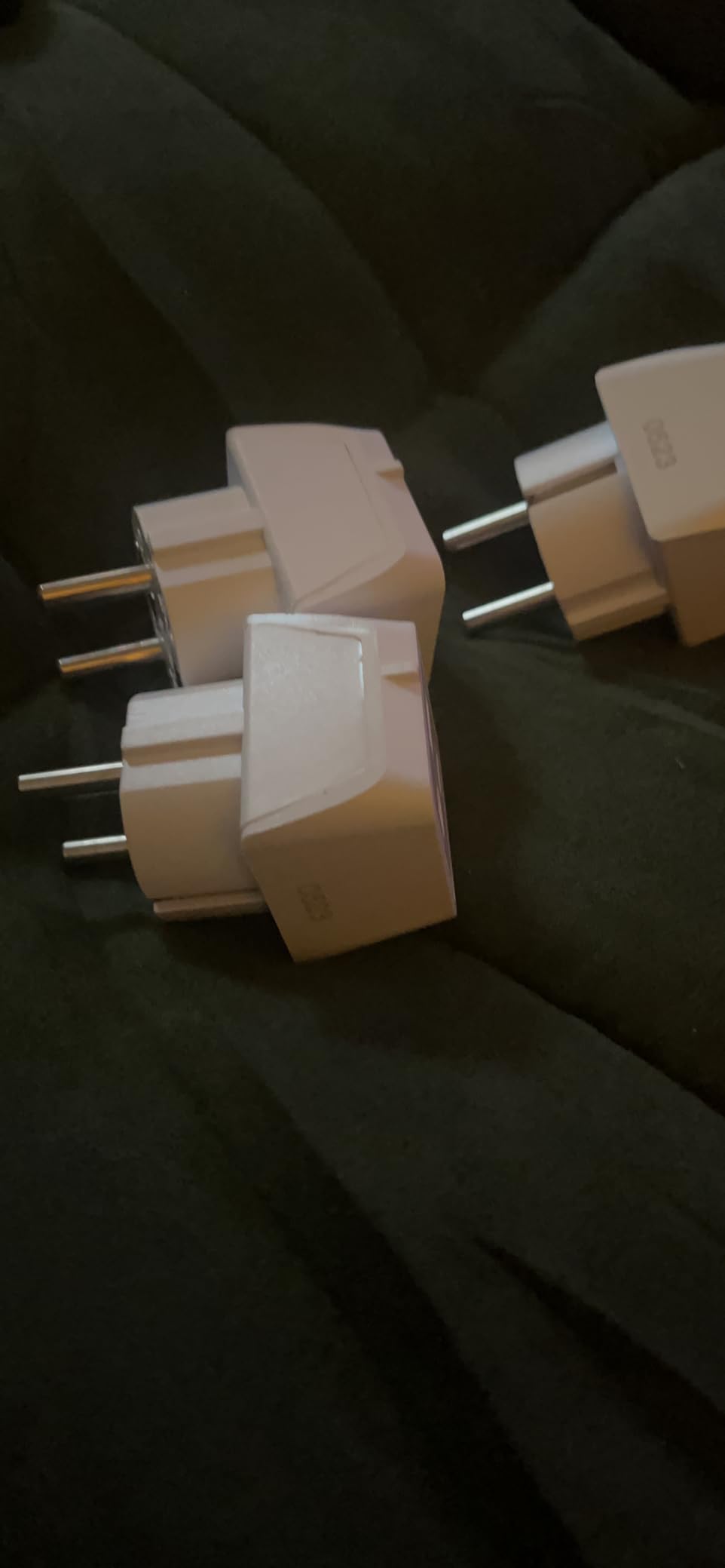 Amazon Basics 3-Pack Travel Plug Adapter Type E/F, US to Europe, Power Adapter for France, Germany, Greece, Hungary, Iceland, Netherlands, Norway, Poland, Portugal, Romania, Spain, White customer photo 1