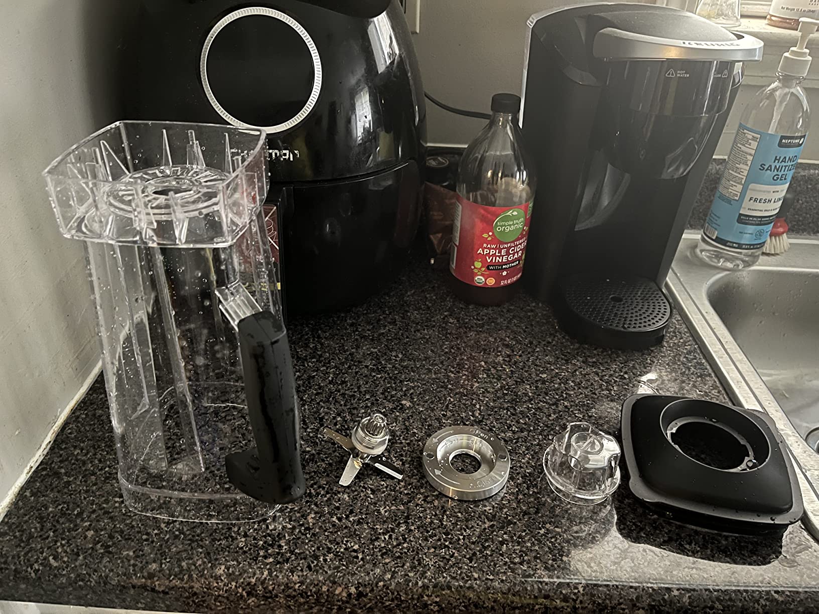 WantJoin Professional Blender, ETL listed 70oz Commercial Blender for kitchen Max 1800W High Power Home and Commercial with Timer, Smoothie Maker 2200ml for Crushing Ice, Frozen Dessert, Soup,fish customer photo 2