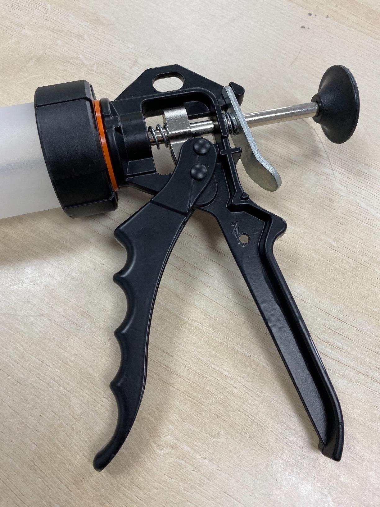 XINQIAO Beef Jerky Gun for Ground Meat, Plastic Jerky Cannon Comes with 4 Nozzles, 2 Brushes customer photo 1