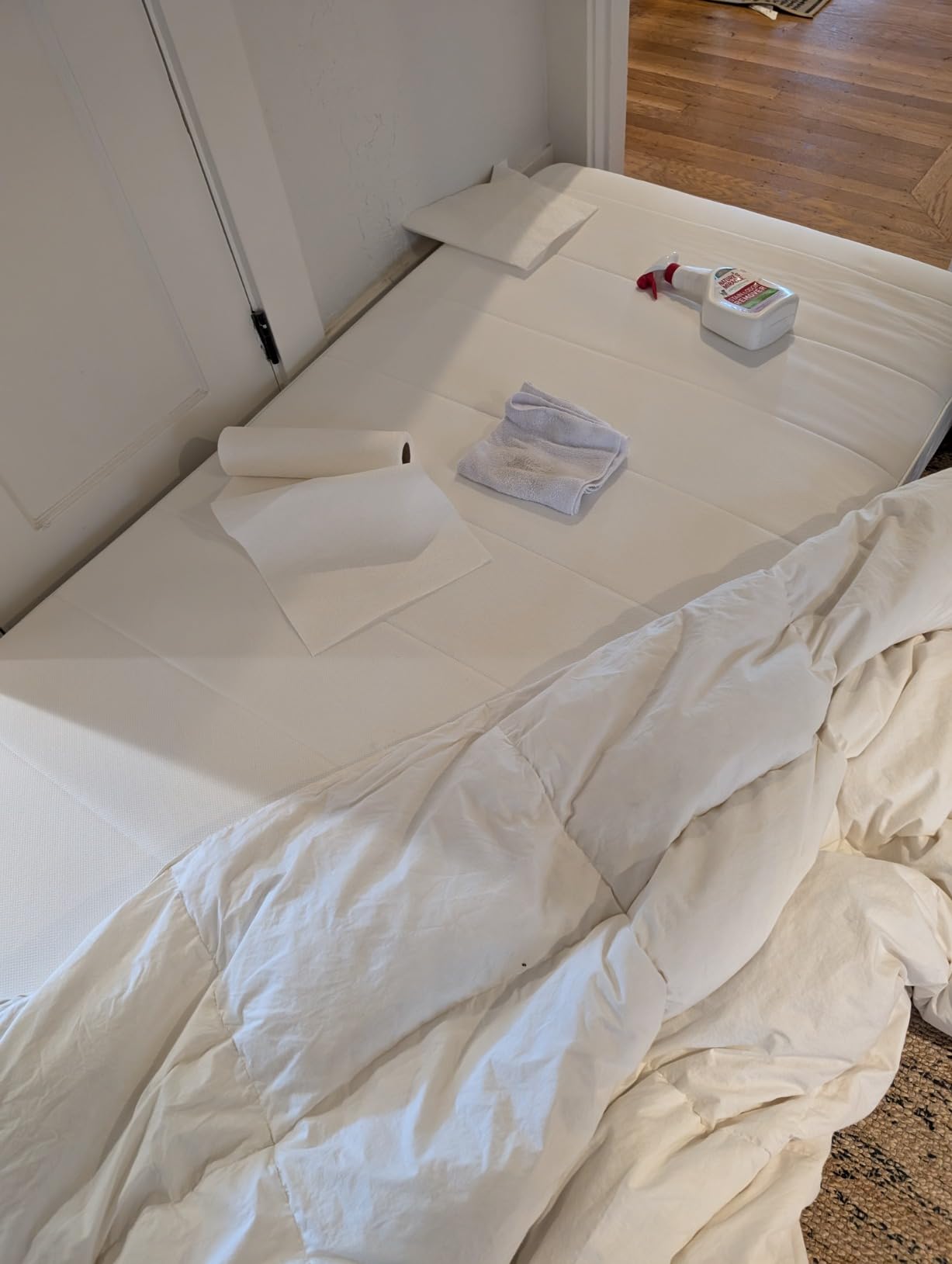 Serta Power Chill Cooling Waterproof Mattress Protector, Queen customer photo 1