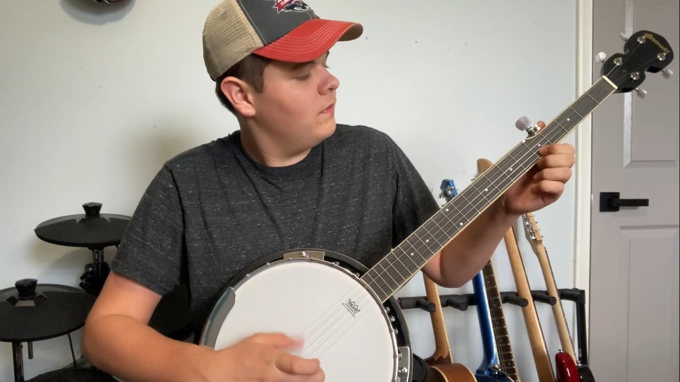 Costzon 5-String Banjo 24 Bracket with Geared 5th Tuner and Mid-range Closed Handle, Beginner Kit with 420D Oxford Cloth Bag, One Strap, Wiper, 3 Picks customer photo 1