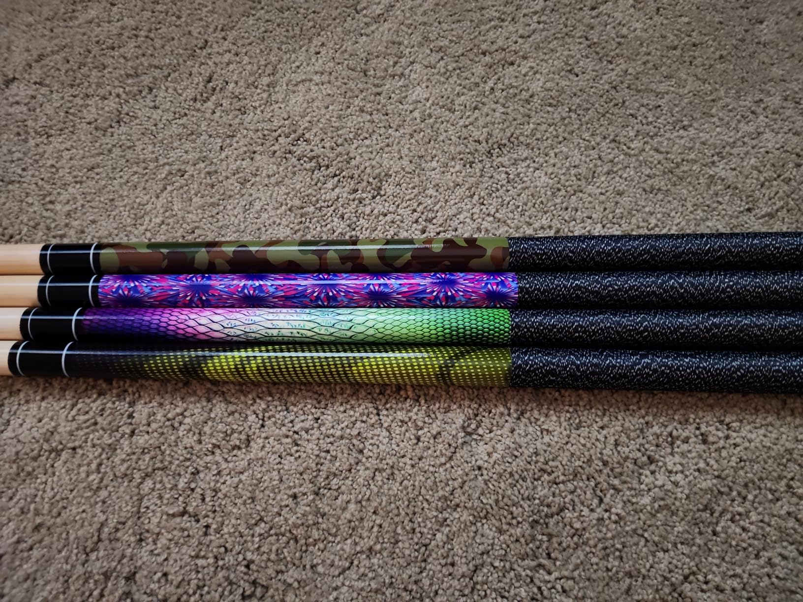 Prosniper Premium Pool Sticks Set of 4 | 58-Inch, 19-Oz Canadian Maple Pool Cue with Low-Deflection Shaft & 4 Extra Chalks | Pro-Grade Billiard Cue for Home & Bar Play customer photo 1