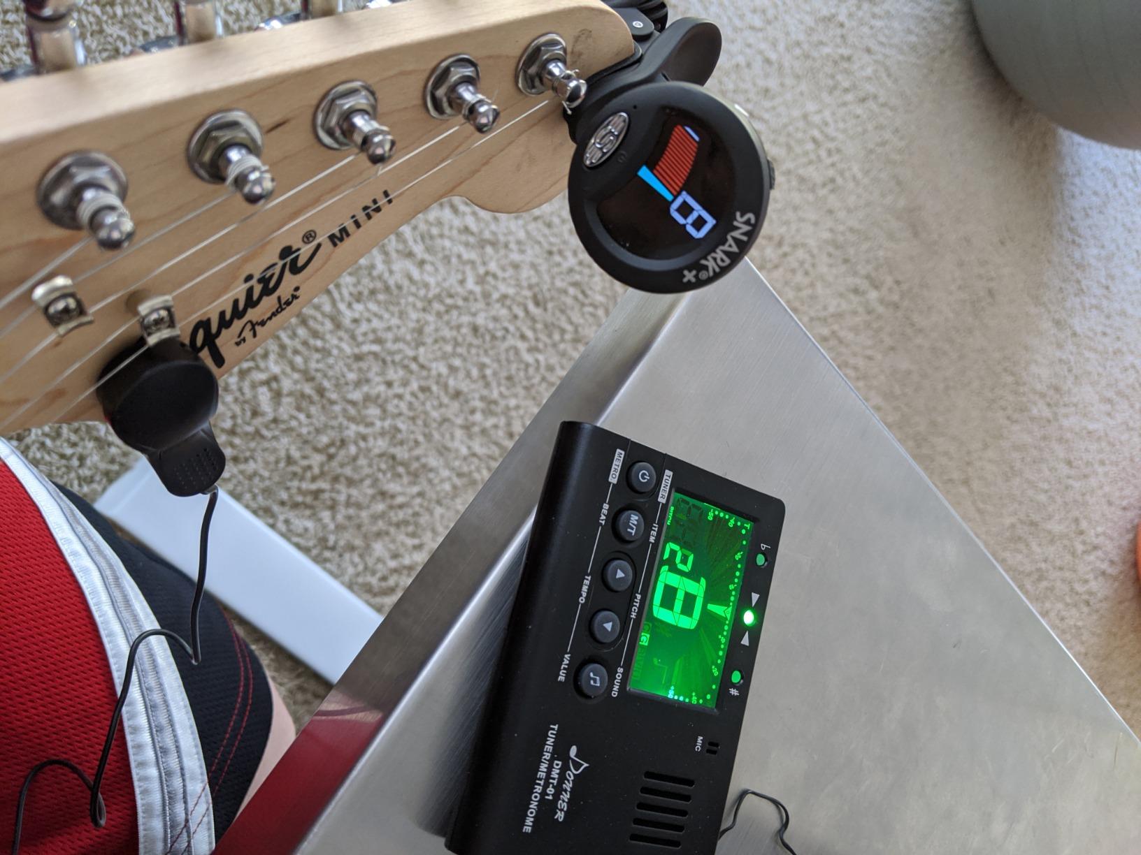 Donner Metronome Tuner for All Instruments - Guitar, Bass, Violin, Ukulele, Trumpet, Chromatic, Clarinet, Flute, 3 in 1 Digital Metronome with Tuner/Metronome/Tone Generator, DMT-01 customer photo 1