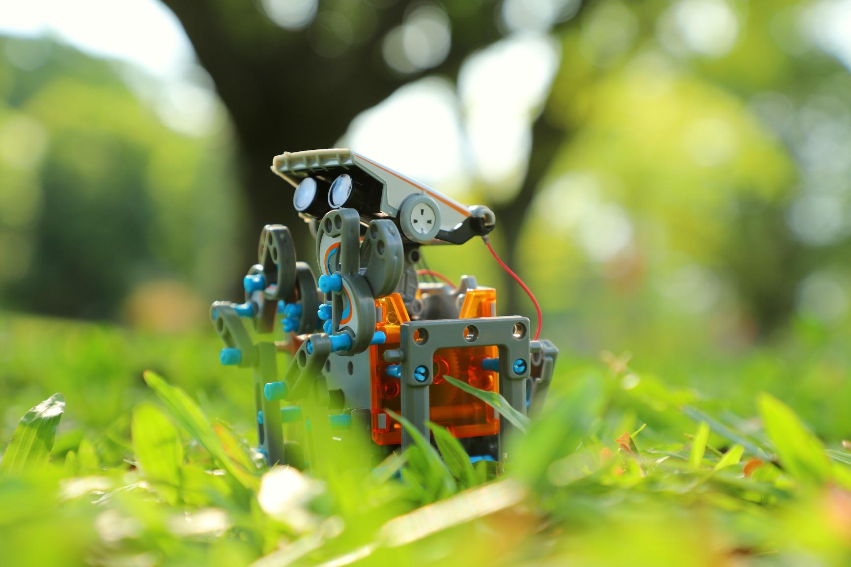 Lucky Doug 12-in-1 Solar Powered Robot Building Kits Toys customer photo 2
