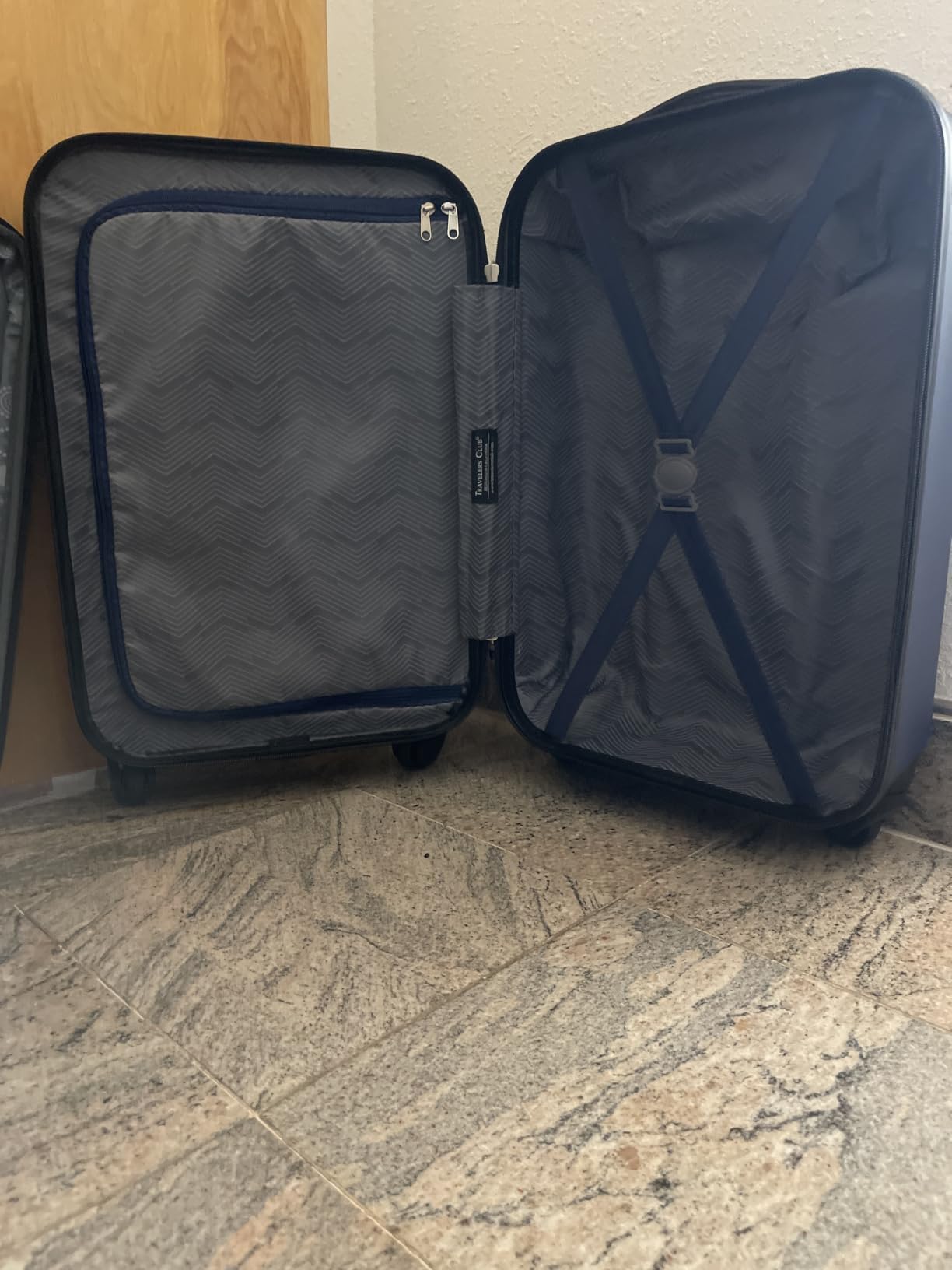 Travelers Club Cosmo Luggage, Navy Blue - 20 Inch, 20-Inch customer photo 2