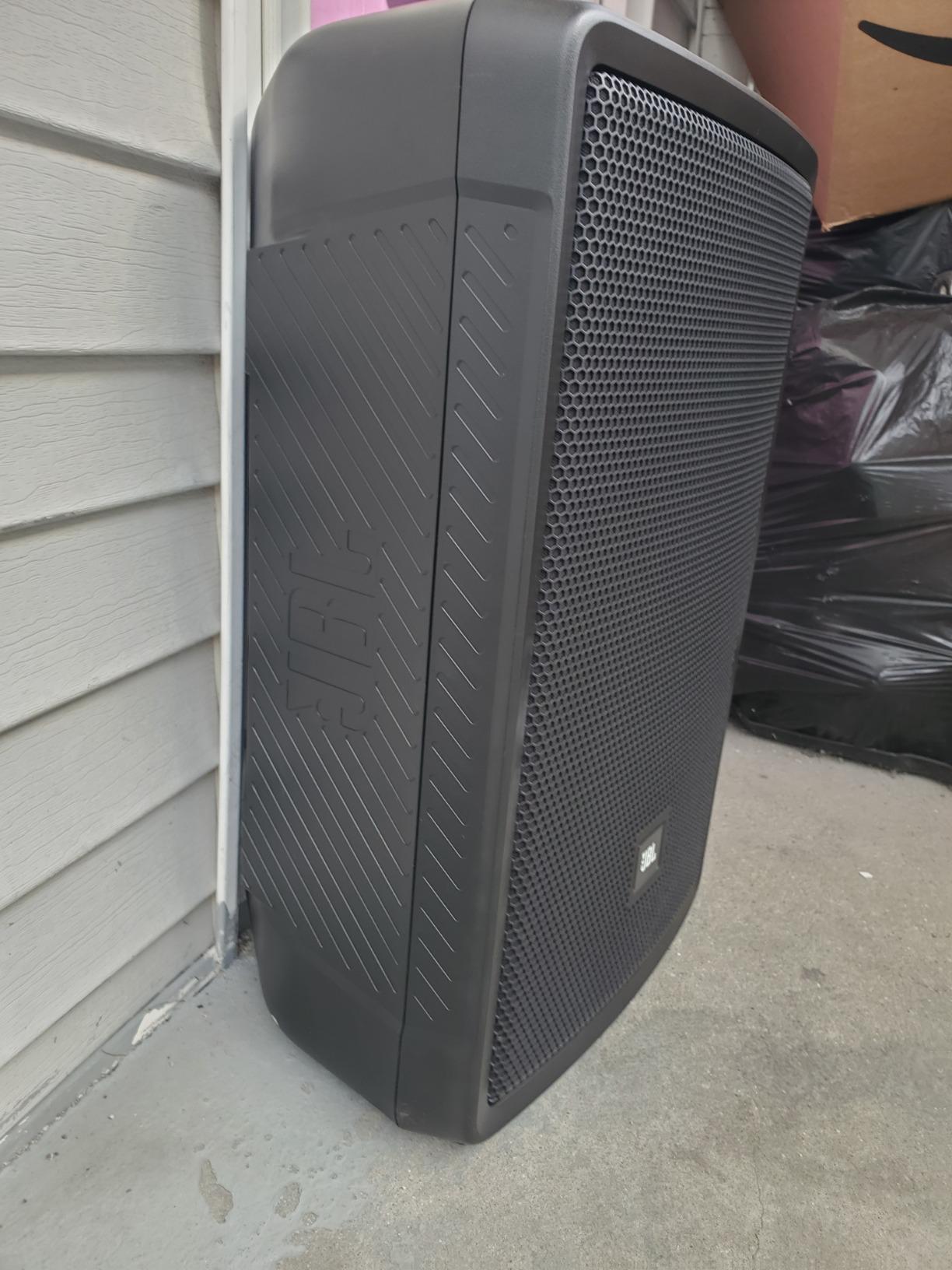 JBL Professional IRX112BT Powered PA Speaker, Portable Loudspeaker with Bluetooth, 10 Inch Woofer, 1300 Watt, Mobile DJ, Musicians, Small Venues, Ceremonies and Sports Events, Black customer photo 2