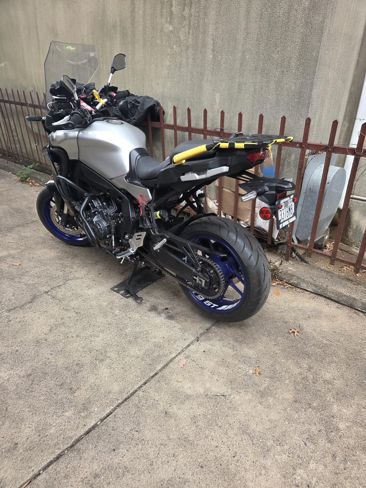 Defender Extreme Motorcycle Half Cover; Waterproof; UltraMax Fabric (DEX-RT1H) customer photo 1