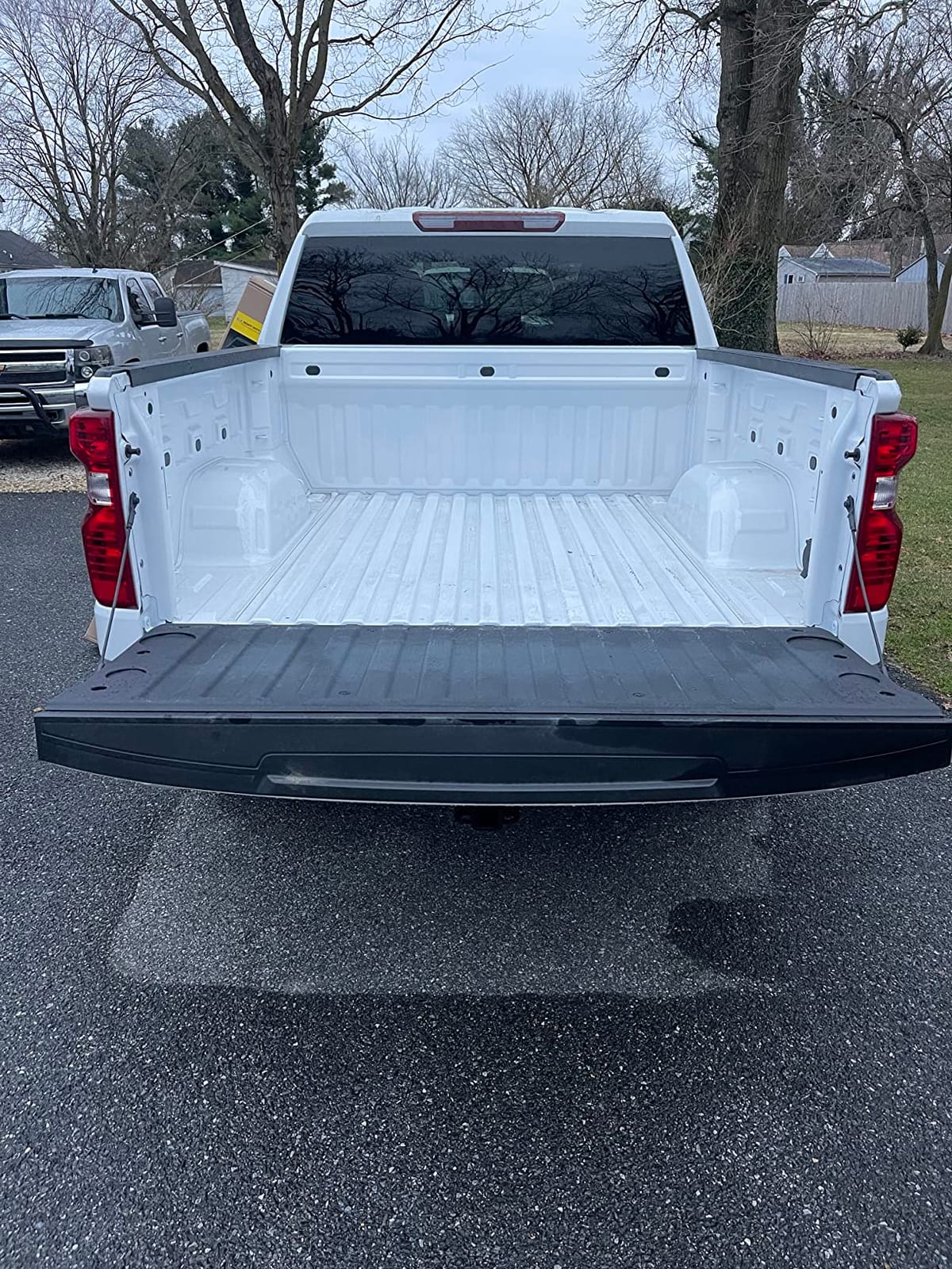Husky Liners Custom Bed Liner | Fits 2019-2026 Chevrolet Silverado & GMC Sierra 1500 5.8' Bed (Will NOT Fit w/Drop-in Bed Liners or CarbonPro Bed) | Bed Liner, 1-pc Black - 16004 customer photo 2