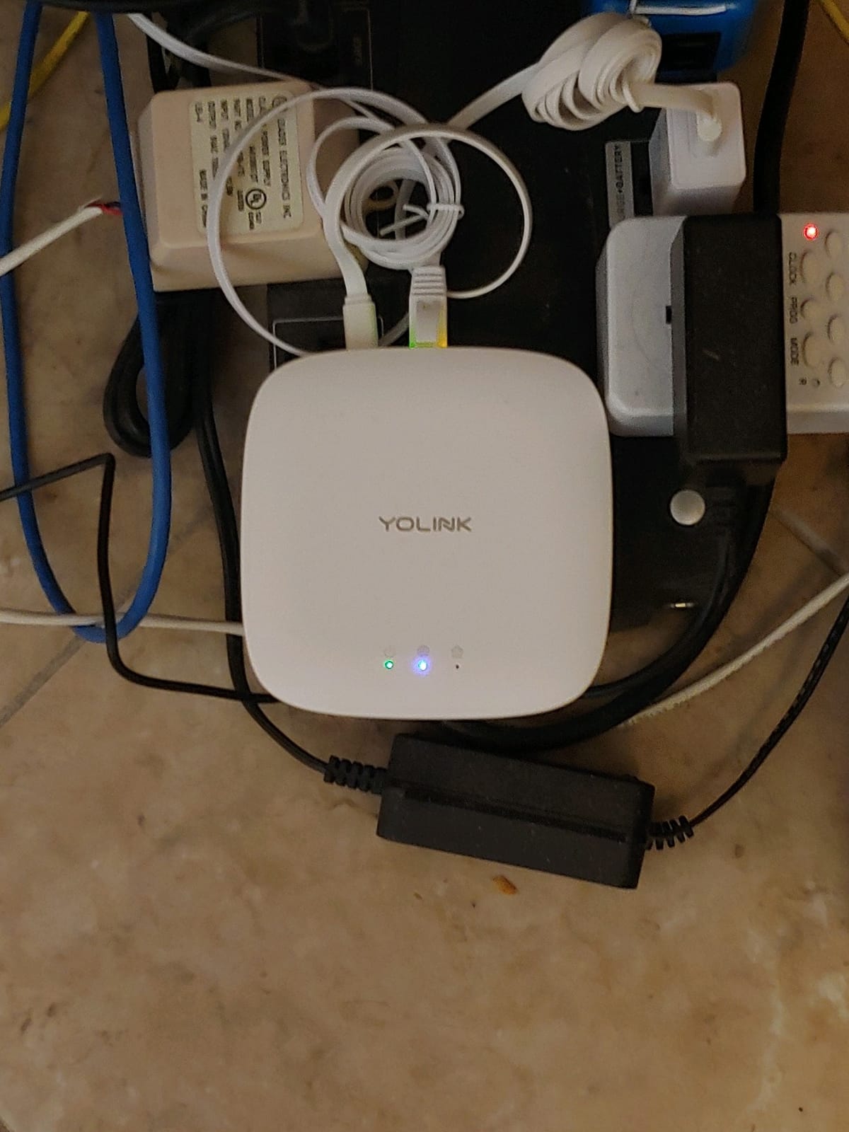 YoLink Water Leak Starter Kit: Hub + 4 Leak Sensor 1 (Silent), LoRa Long-Range, App/SMS/Email Alerts, D2D Offline Triggers, 2 AAA Up to 5-Year Battery, Compatible with Alexa/IFTTT/Home Assistant customer photo 1
