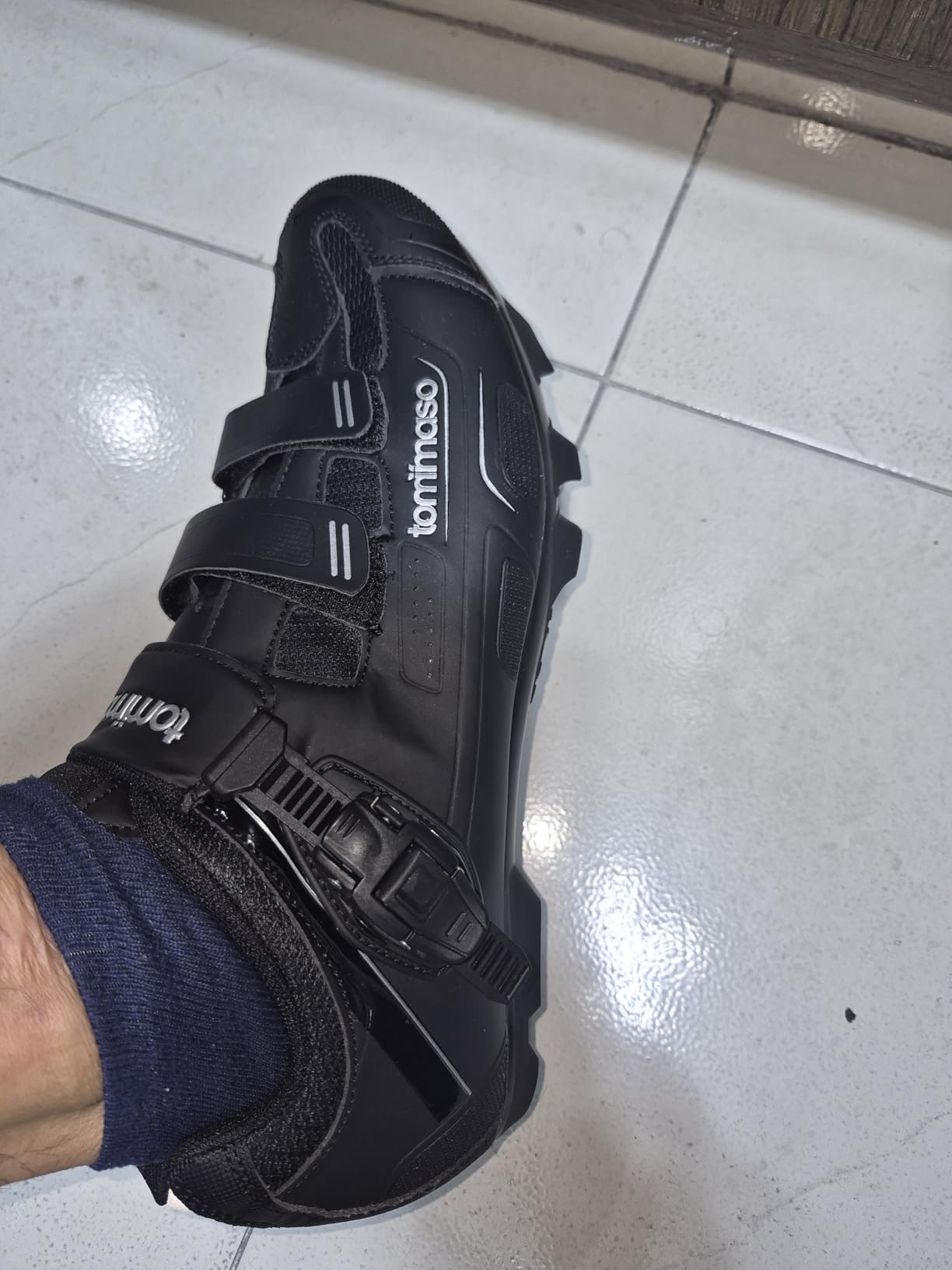 Tommaso Montagna Men’s Mountain Bike Shoes for SPD Pedals – Gravel & Trail Cycling Shoes – Compatible with SPD Cleats – No Cleats Included customer photo 1
