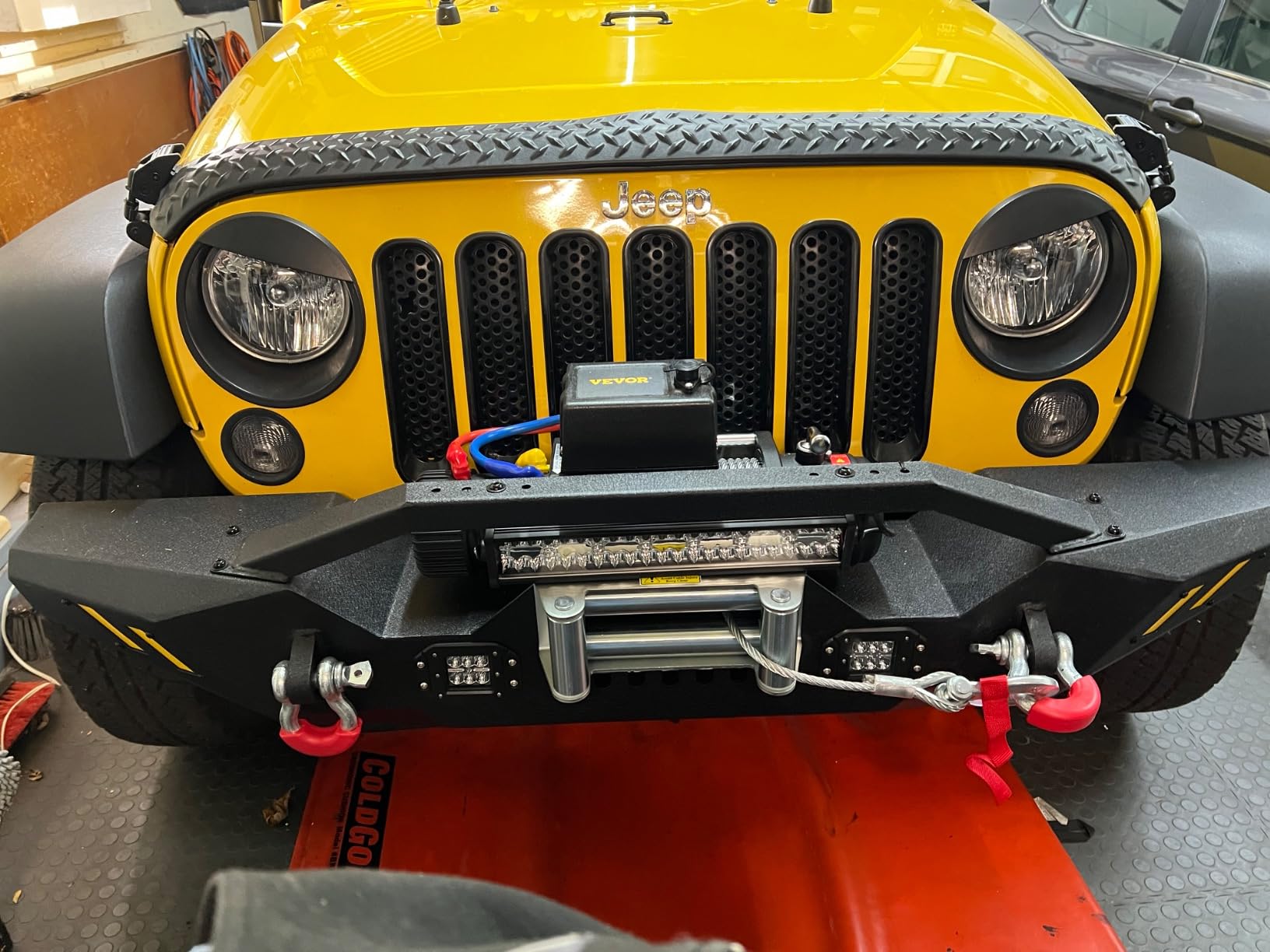 VEVOR Truck Winch 12000lbs Electric Winch 85ft/26m Steel Cable 12V Power Winch Jeep Winch with Wireless Remote Control and Powerful Motor for UTV ATV & Jeep Truck and Wrangler in Car Lift | For Off-Road, SUV, Jeep, Trailer, Boat and Towing, Roller Fairlead, with Wireless & Wired Remote Control, IP55 Waterproof customer photo 2