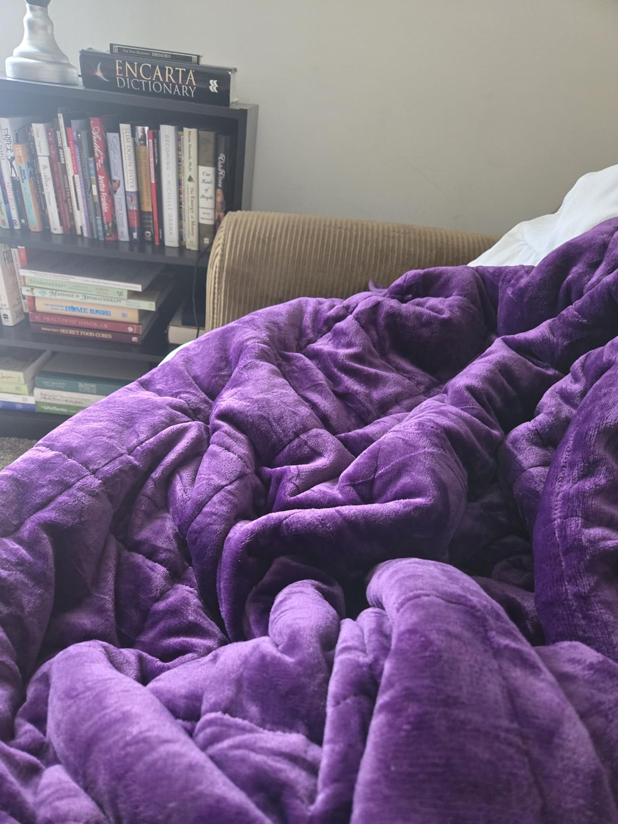 Uttermara Weighted Blankets for Adults Queen Size, 15lbs 60x80 Inches customer photo 2