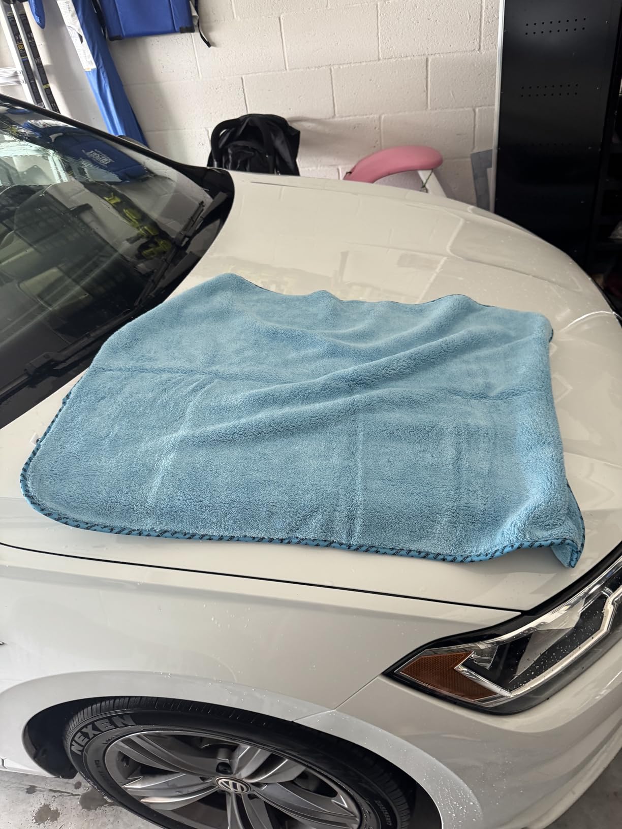 Chemical Guys, Woolly Mammoth Large Microfiber Drying Towel, 36 x 25 in customer photo 2