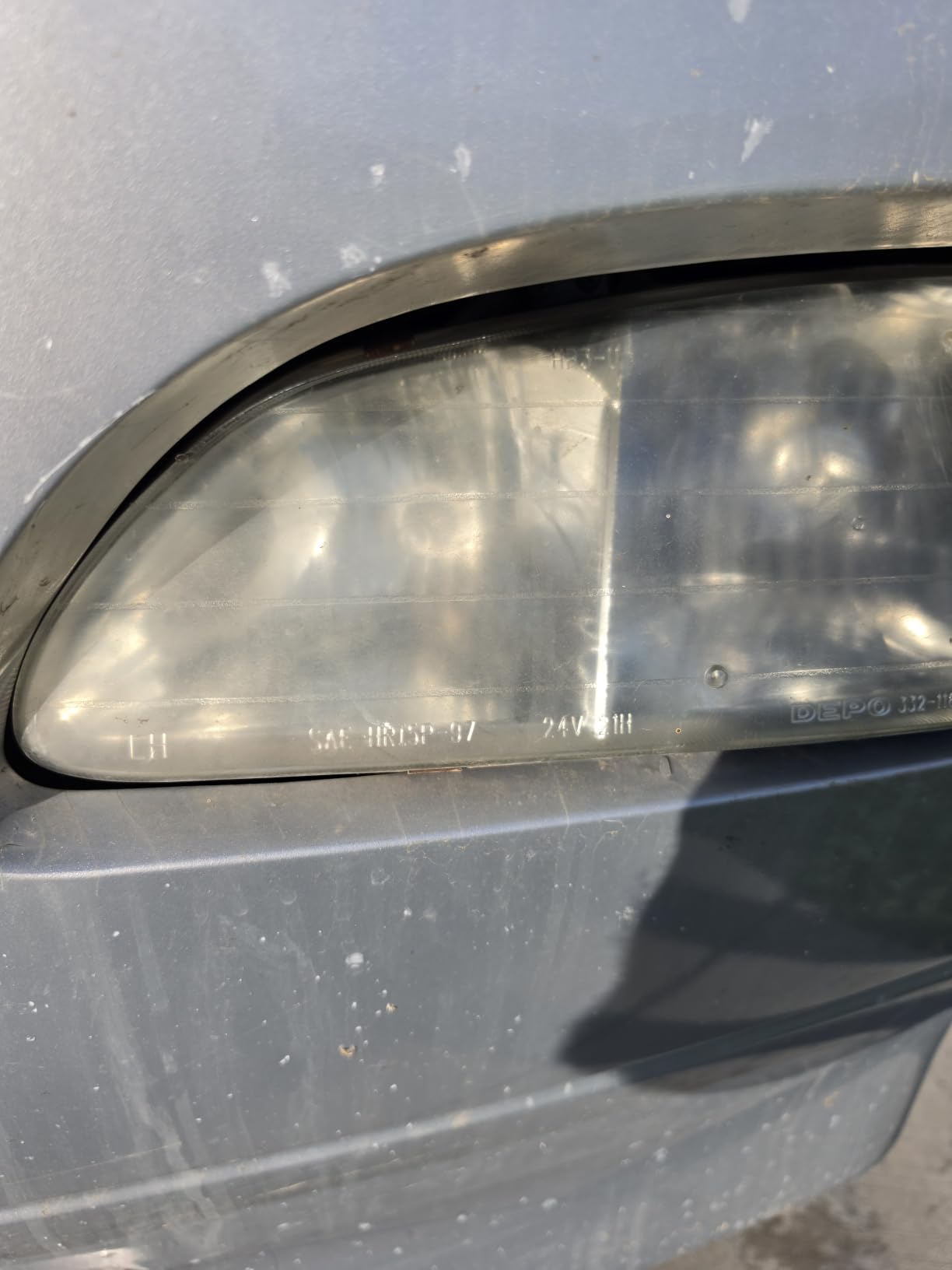 3M Ultra Headlight Restoration Kit, Contains Masking Tape, Light Sanding Discs, Wax Protectant and More, Use on Plastic Lenses Headlights, Taillights and More, Easy Heavy-Duty Restoration (39195) customer photo 2