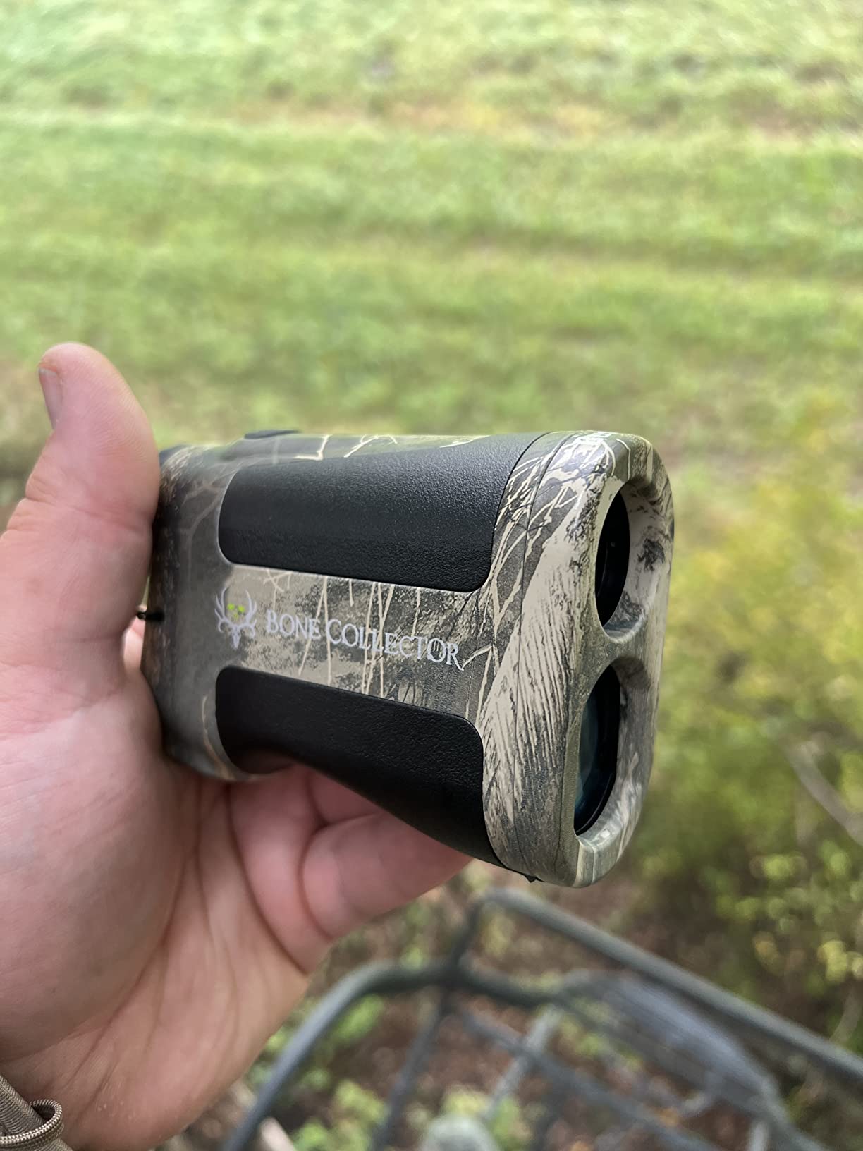 Bushnell BoneCollector 850 Laser Rangefinder, Hunting Laser Range Finder in Realtree Edge customer photo 1