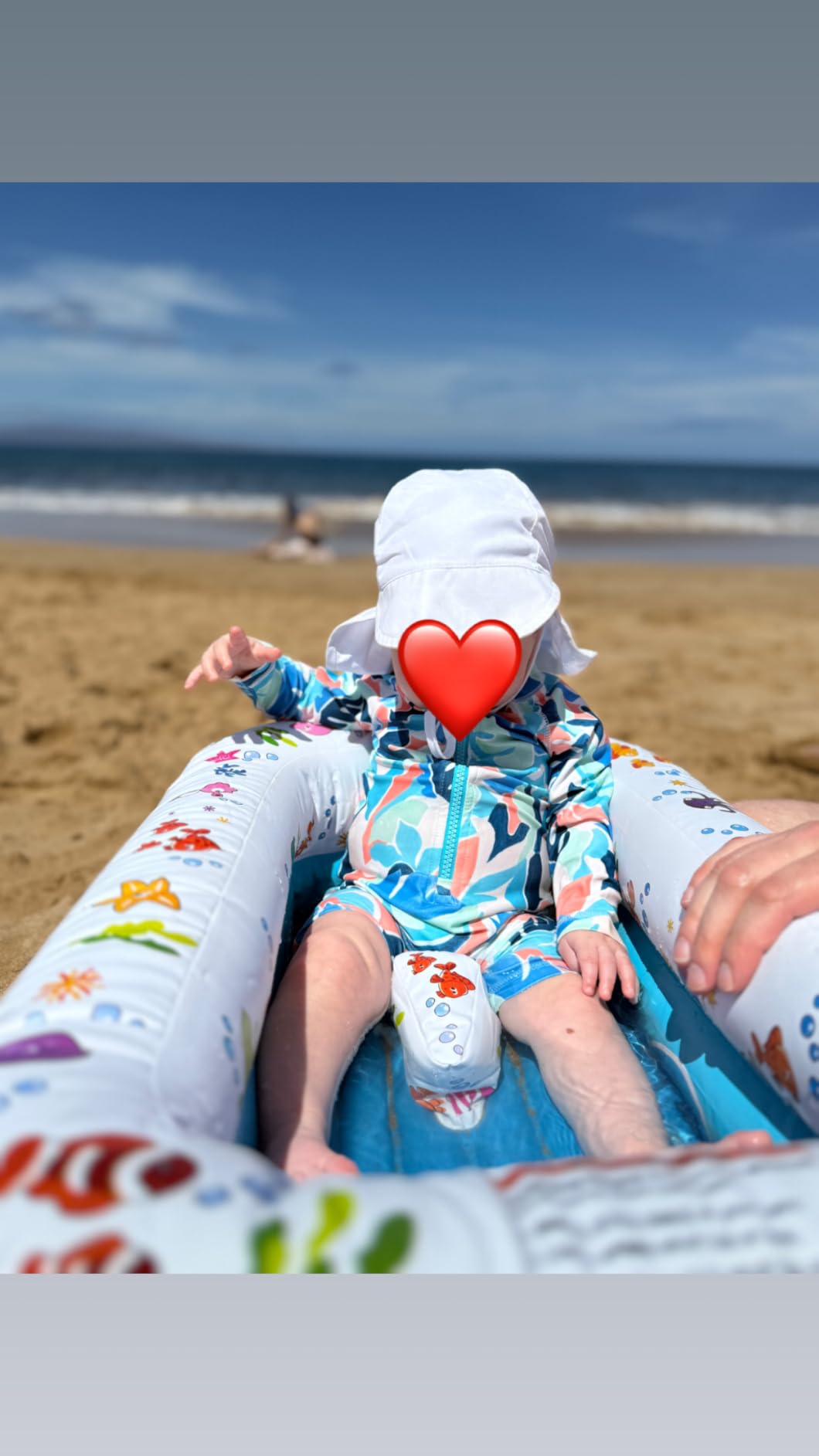 Mommy's Helper Inflatable Baby Bathtub, Portable Bathtub, Ages 6-24 Months customer photo 1